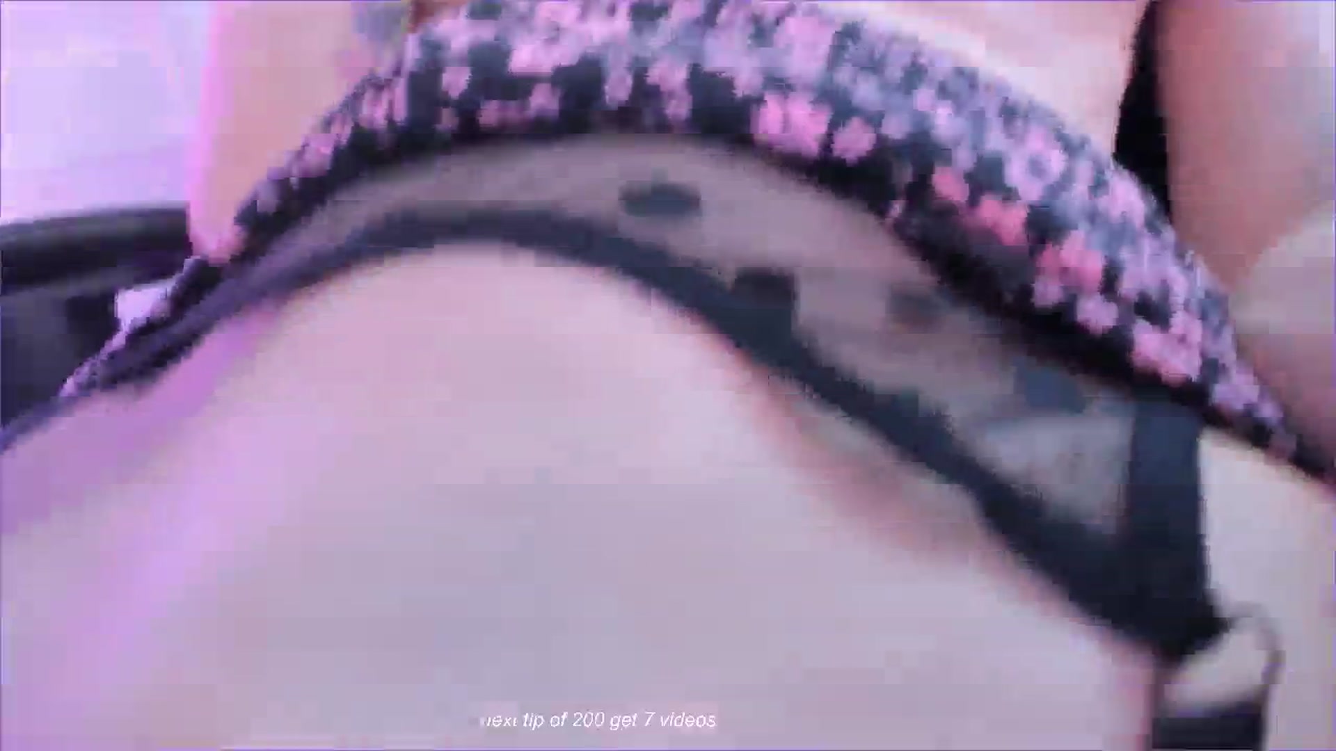 Gallery image thumbnail from fun_for_cash's myfreecams stream on, 07/06/2024, 22:08 image 18 of 20
