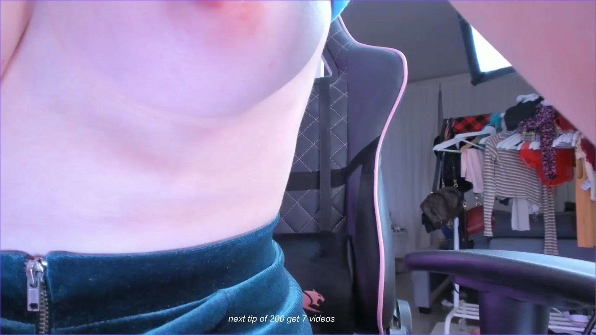 Gallery image thumbnail from fun_for_cash's myfreecams stream on, 09/09/2024, 17:59 image 6 of 20