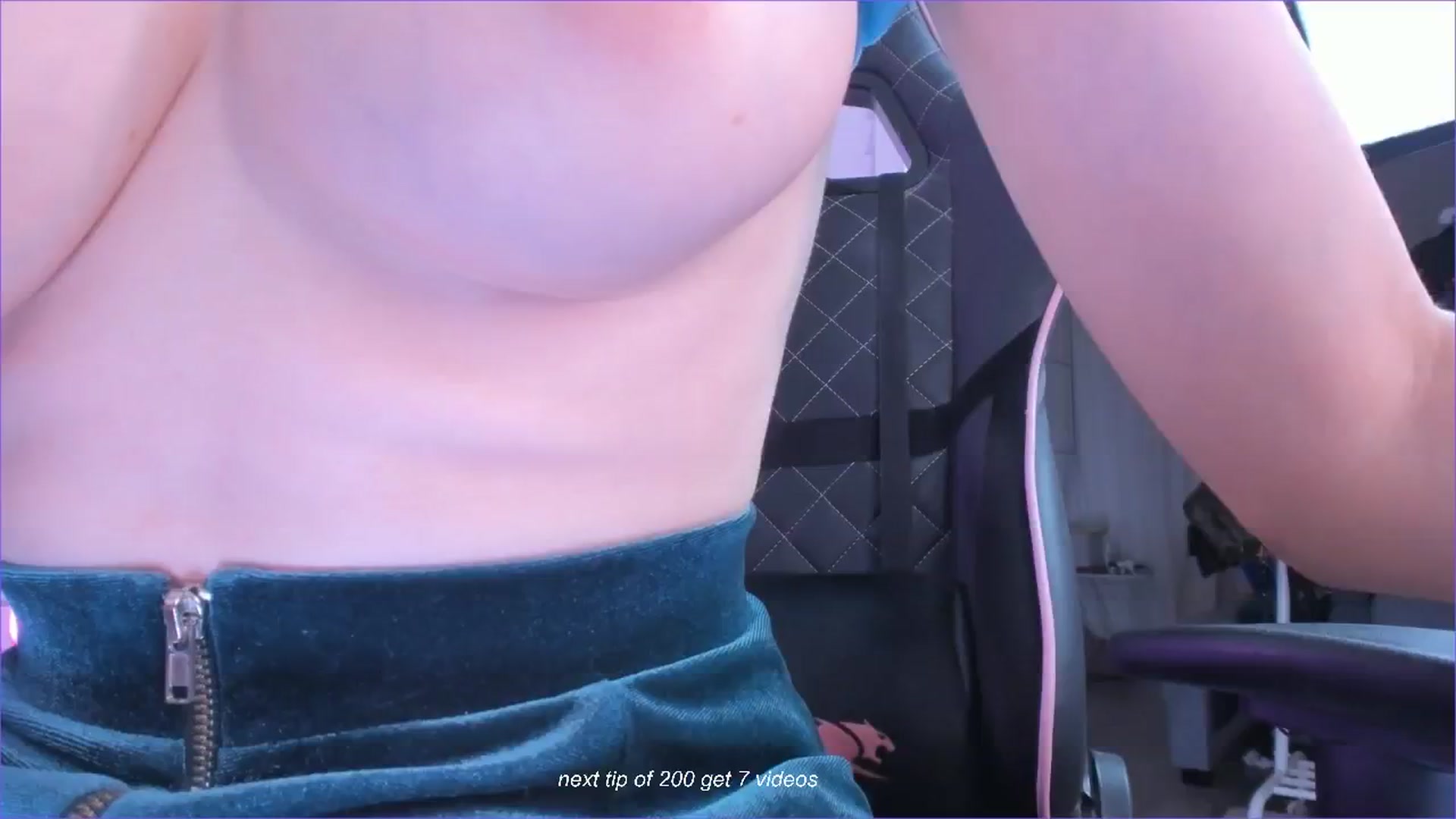 Gallery image thumbnail from fun_for_cash's myfreecams stream on, 09/09/2024, 17:59 image 16 of 20