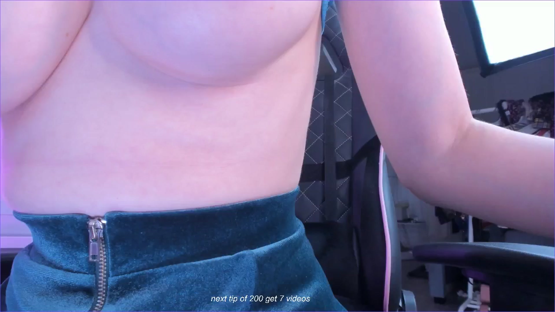 Gallery image thumbnail from fun_for_cash's myfreecams stream on, 09/16/2024, 16:24 image 10 of 20