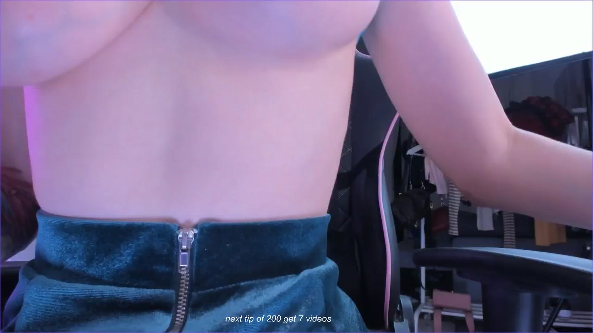 Gallery image thumbnail from fun_for_cash's myfreecams stream on, 09/16/2024, 17:47 image 8 of 20