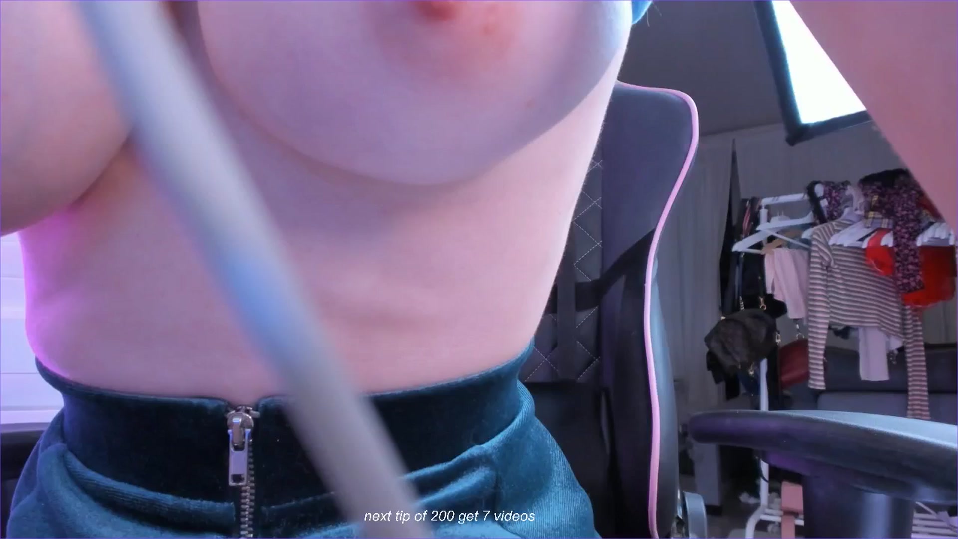 Gallery image thumbnail from fun_for_cash's myfreecams stream on, 09/16/2024, 18:12 image 1 of 20