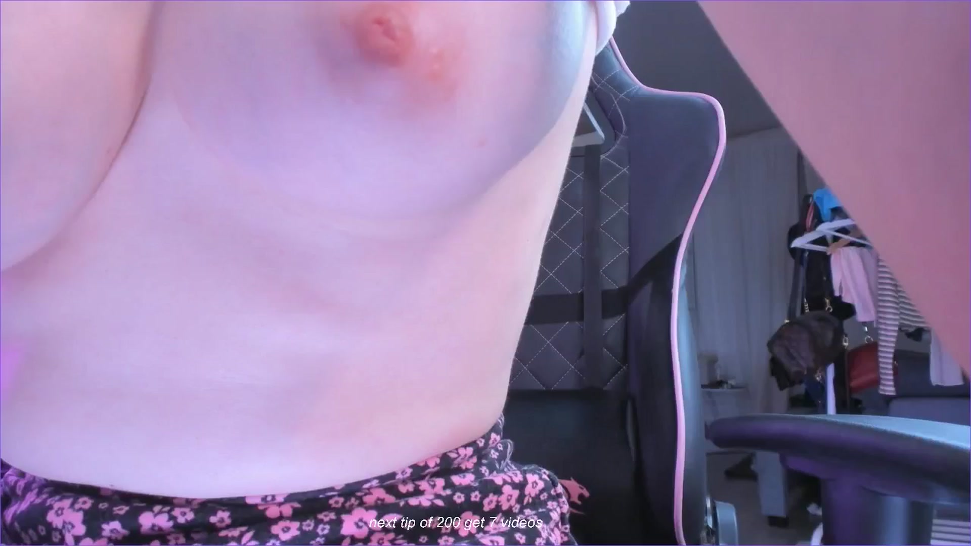 Gallery image thumbnail from fun_for_cash's myfreecams stream on, 09/18/2024, 18:00 image 19 of 20
