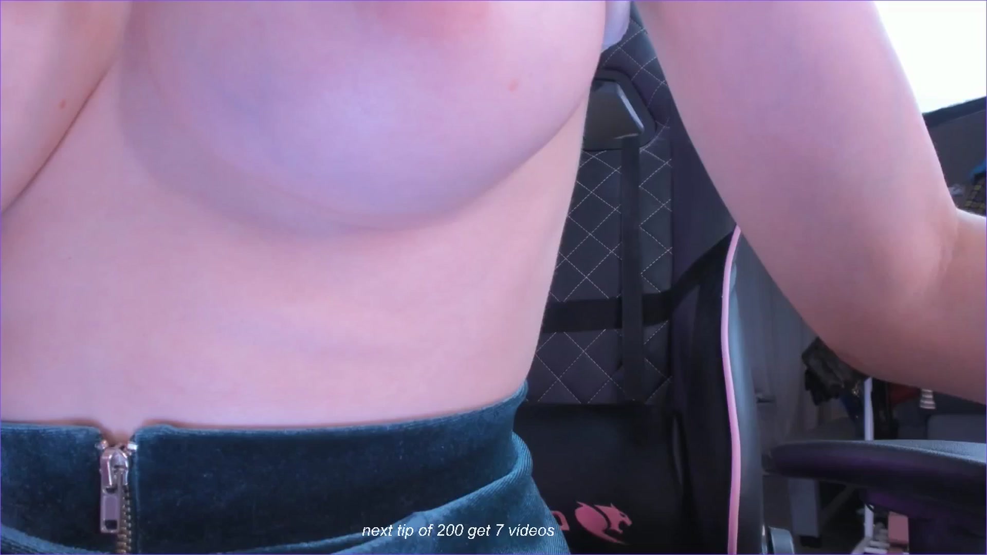 Gallery image thumbnail from fun_for_cash's myfreecams stream on, 09/23/2024, 18:40 image 20 of 20