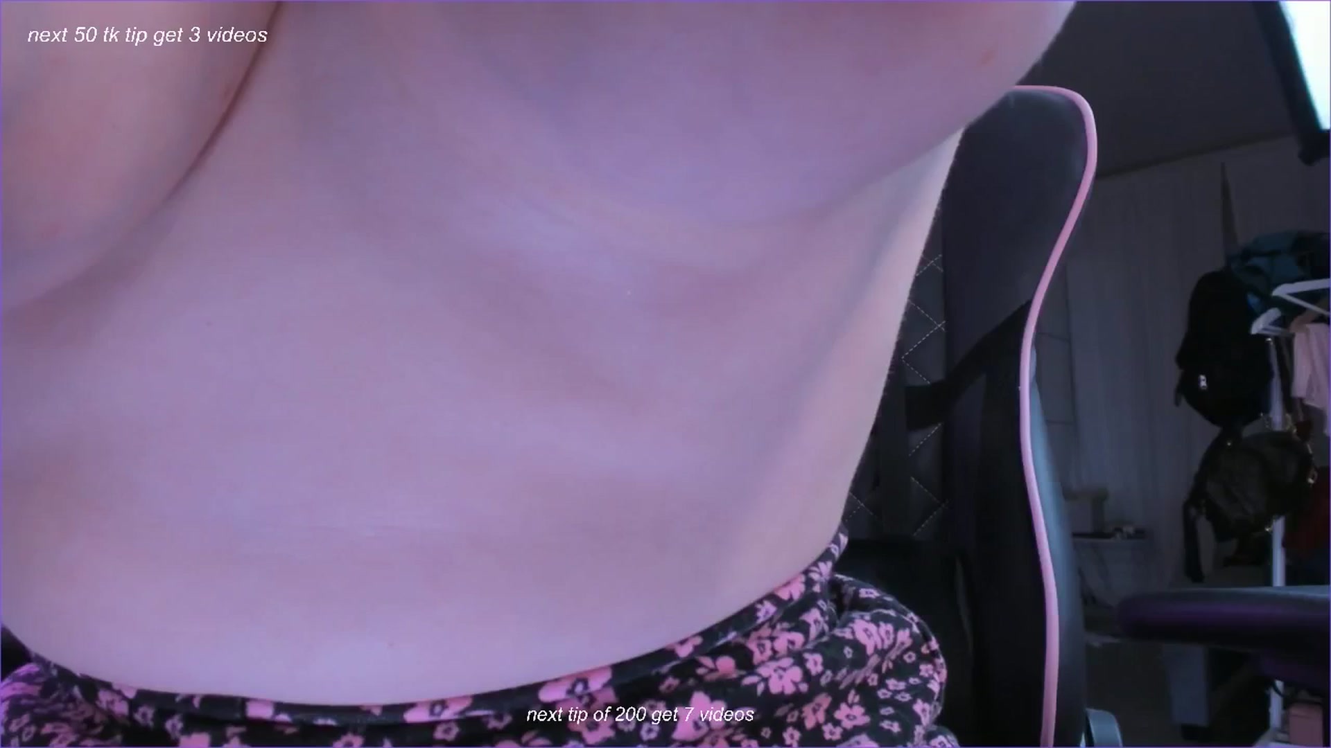 Gallery image thumbnail from fun_for_cash's myfreecams stream on, 10/05/2024, 21:42 image 6 of 20