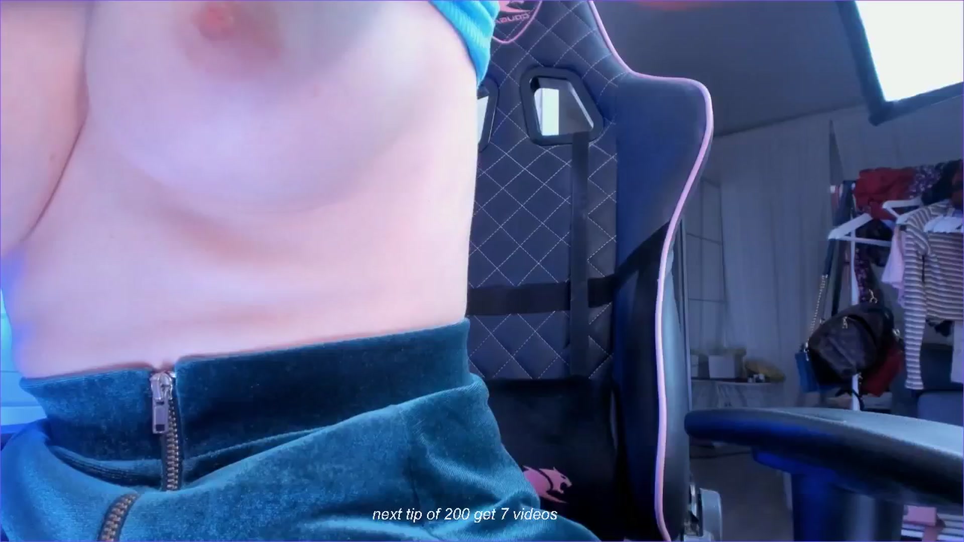 Gallery image thumbnail from fun_for_cash's myfreecams stream on, 11/09/2024, 14:48 image 12 of 20