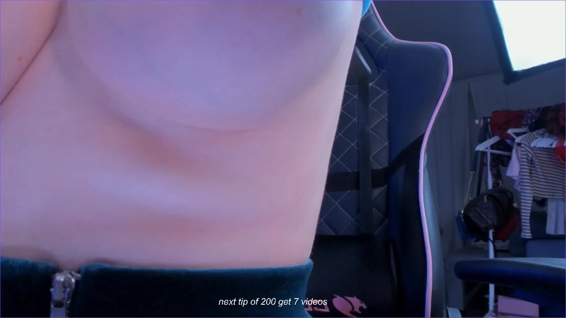 Gallery image thumbnail from fun_for_cash's myfreecams stream on, 11/09/2024, 15:32 image 16 of 20