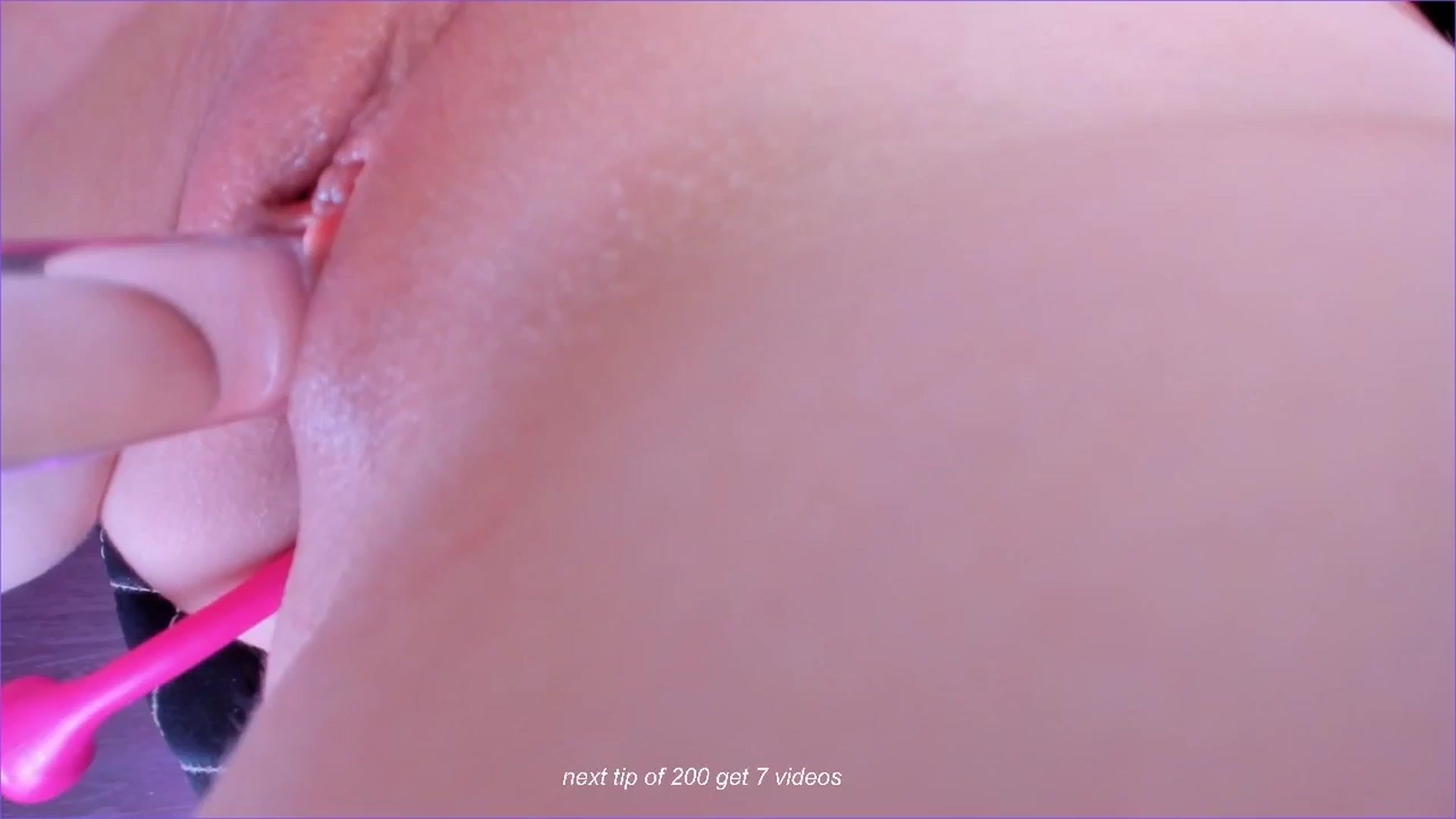 Gallery image thumbnail from fun_for_cash's myfreecams stream on, 11/10/2024, 17:25 image 20 of 20