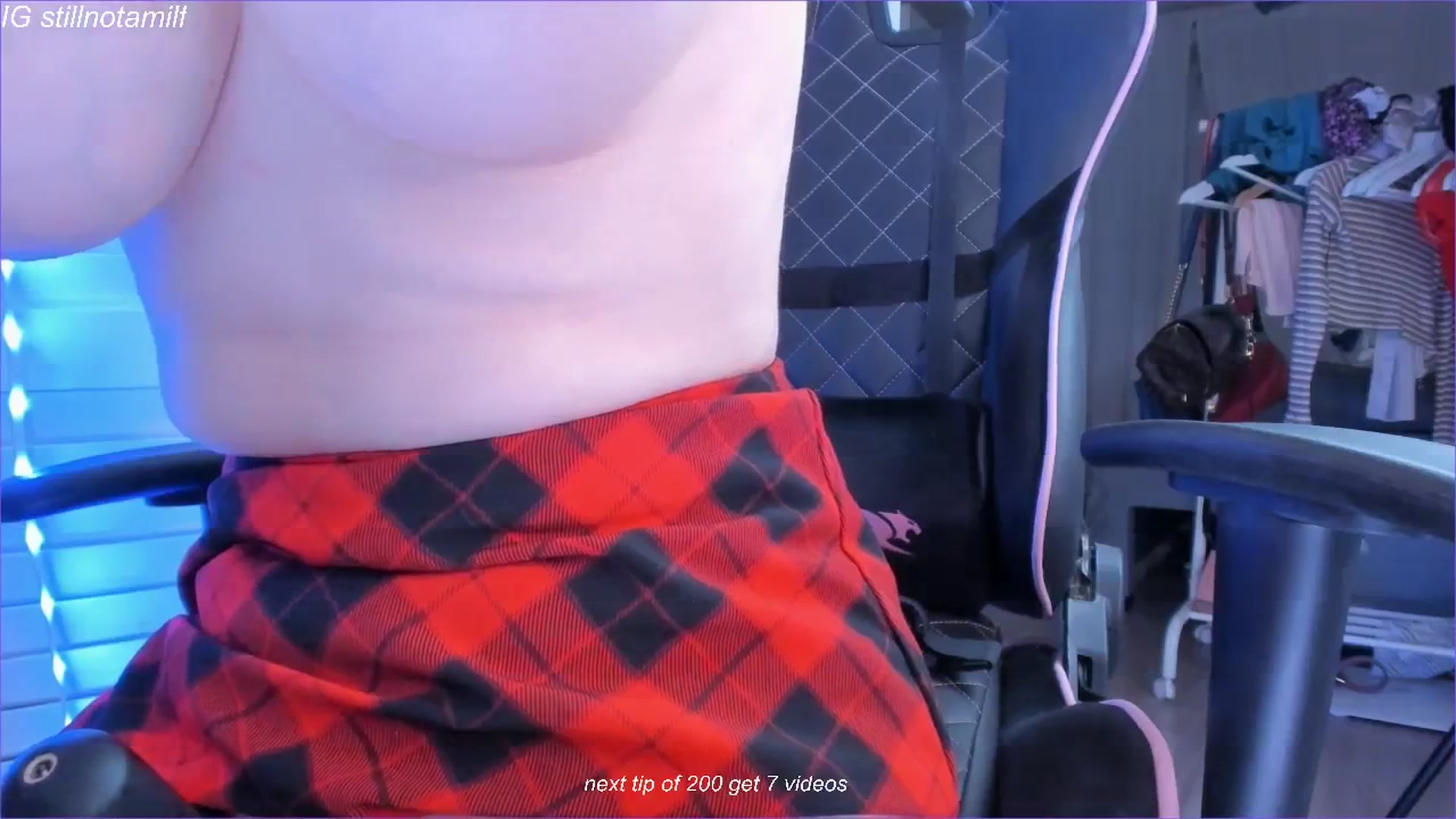 Gallery image thumbnail from fun_for_cash's myfreecams stream on, 12/09/2024, 18:22 image 16 of 20