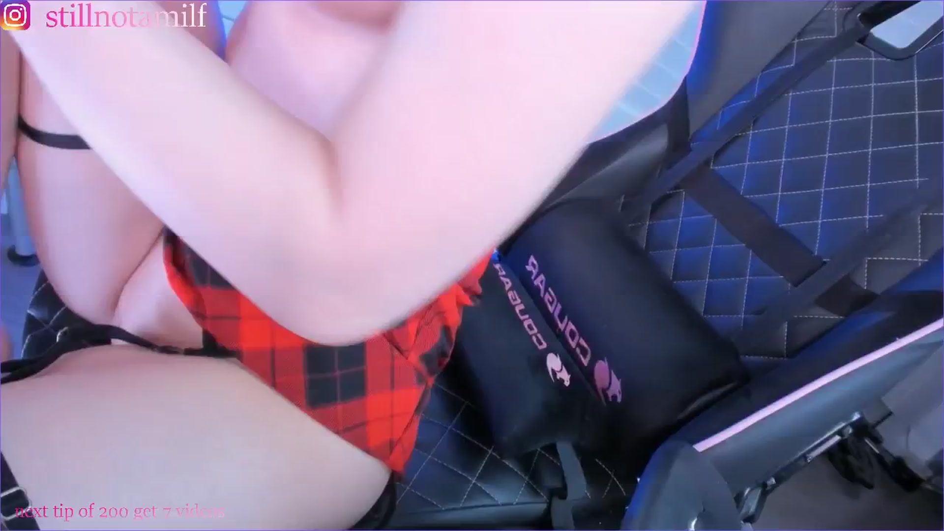 Gallery image thumbnail from fun_for_cash's myfreecams stream on, 12/14/2024, 16:13 image 2 of 20