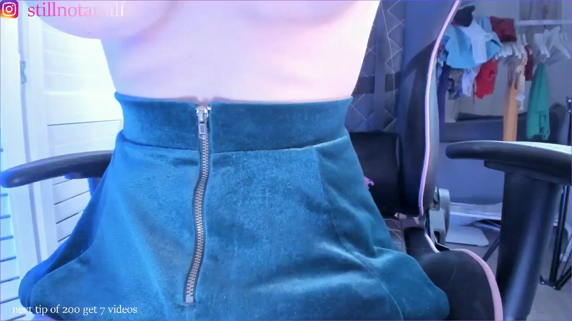 Gallery image thumbnail from fun_for_cash's myfreecams stream on, 02/19/2025, 16:14 image 14 of 20