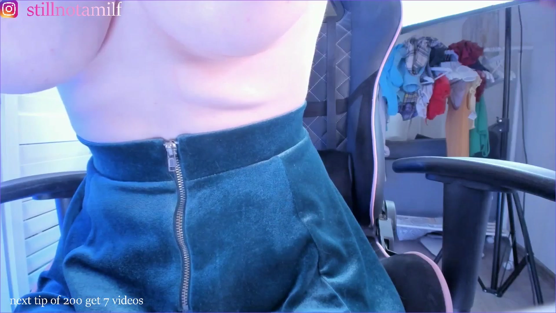 Gallery image thumbnail from fun_for_cash's myfreecams stream on, 03/14/2025, 14:20 image 15 of 20
