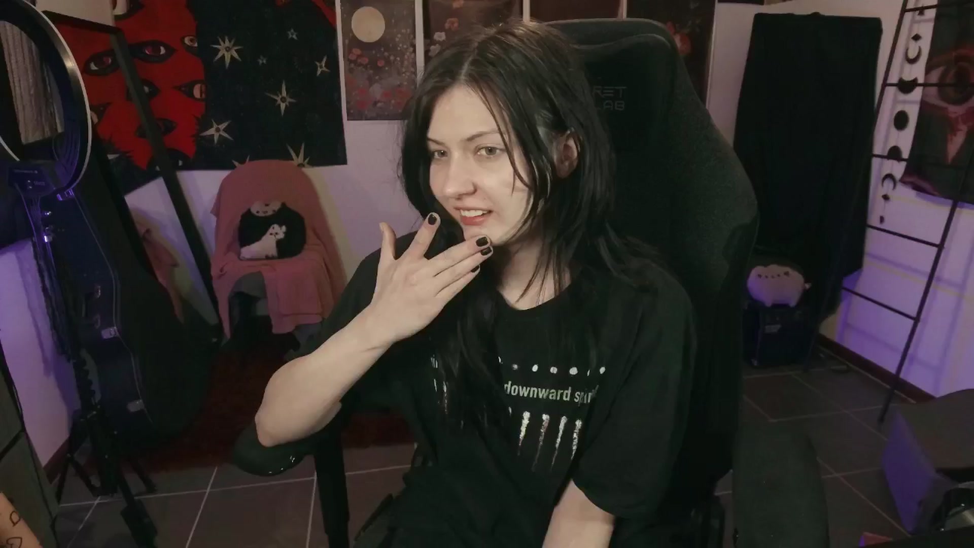 Gallery image thumbnail from fungussy's myfreecams stream on, 07/02/2024, 07:47 image 3 of 20