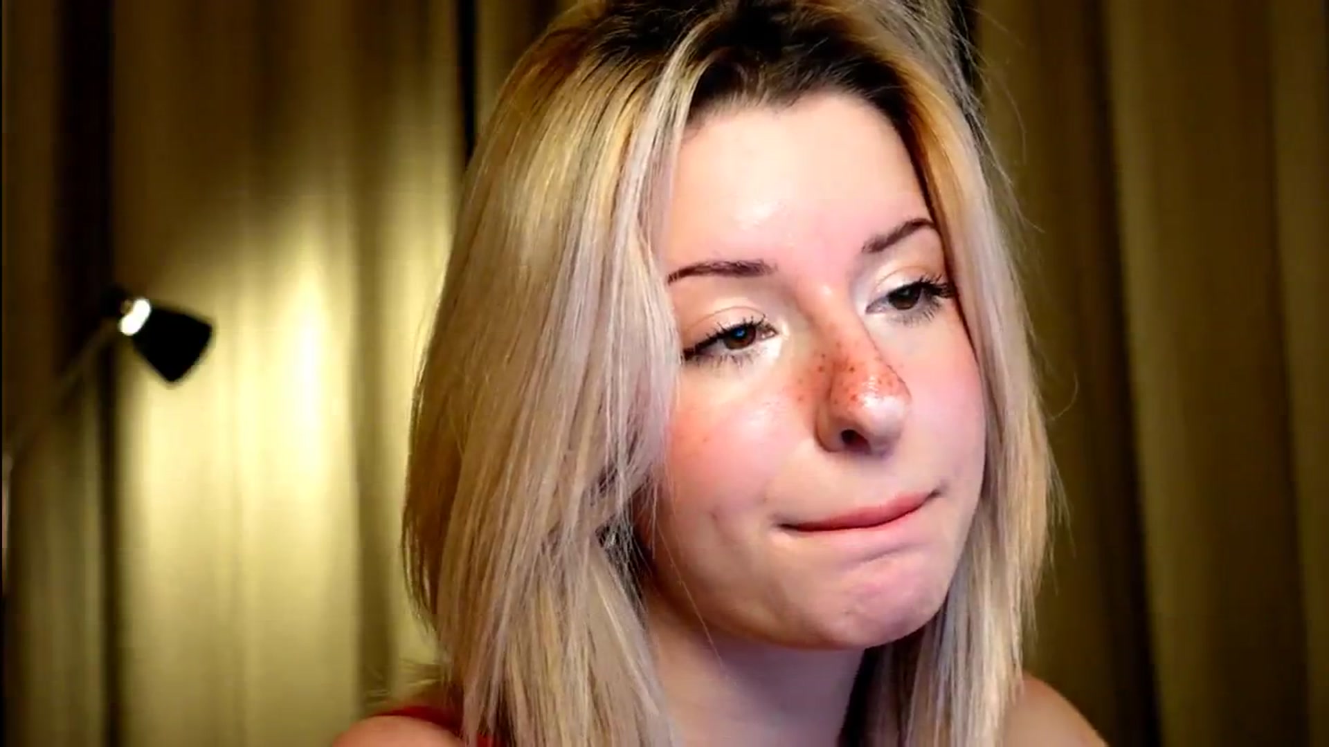 Gallery image thumbnail from funny_freckle's myfreecams stream on, 01/11/2025, 14:15 image 18 of 20