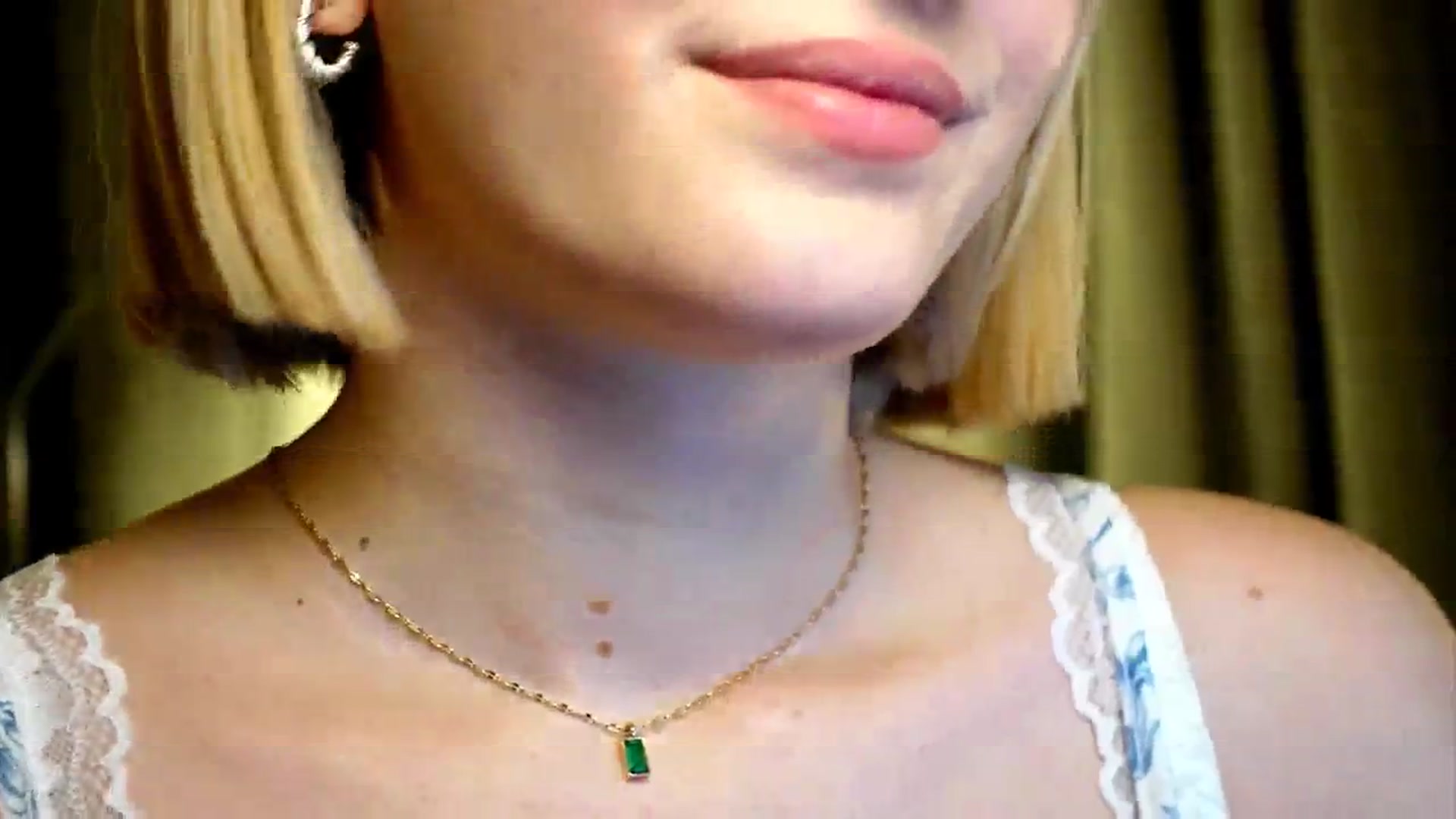 Gallery image thumbnail from funny_freckle's myfreecams stream on, 02/05/2025, 15:18 image 3 of 20