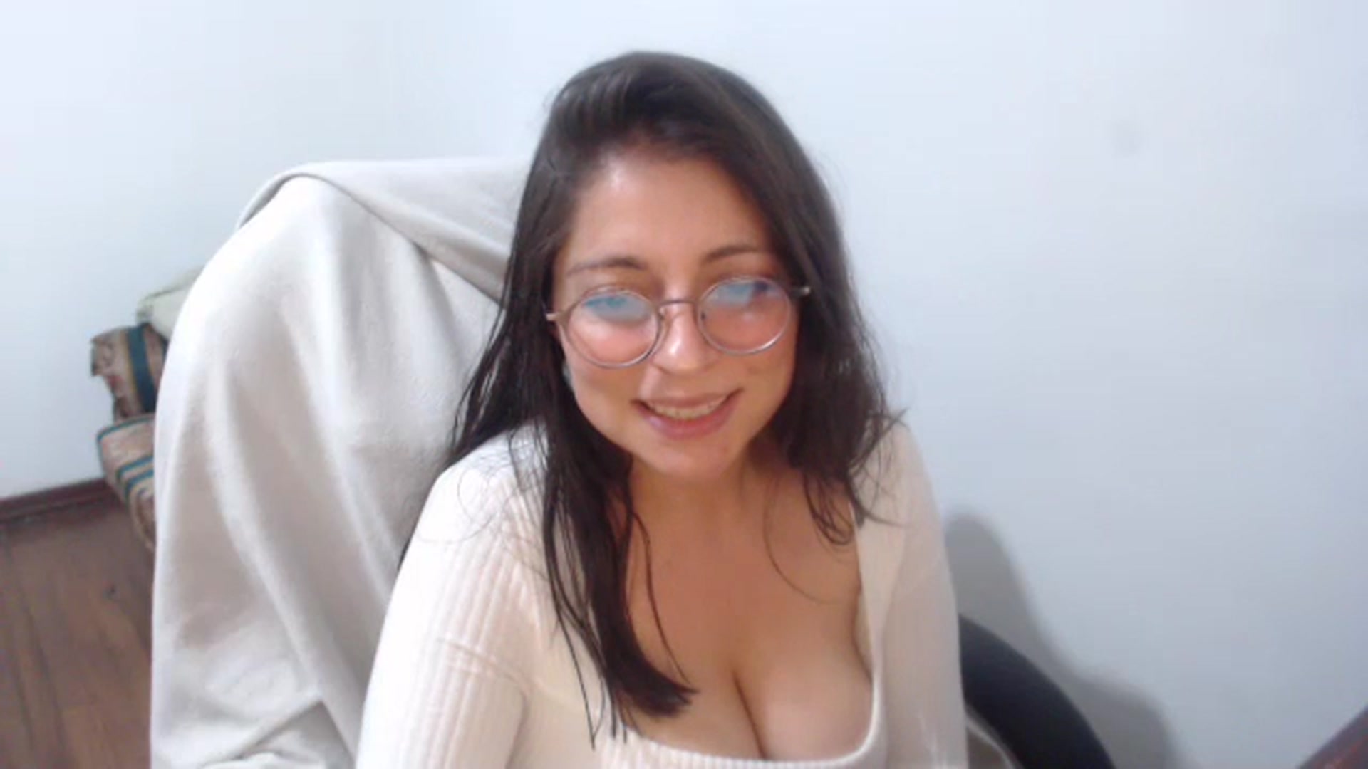 Gallery image thumbnail from gaby_Bright's myfreecams stream on, 04/29/2026, 23:40 image 17 of 20