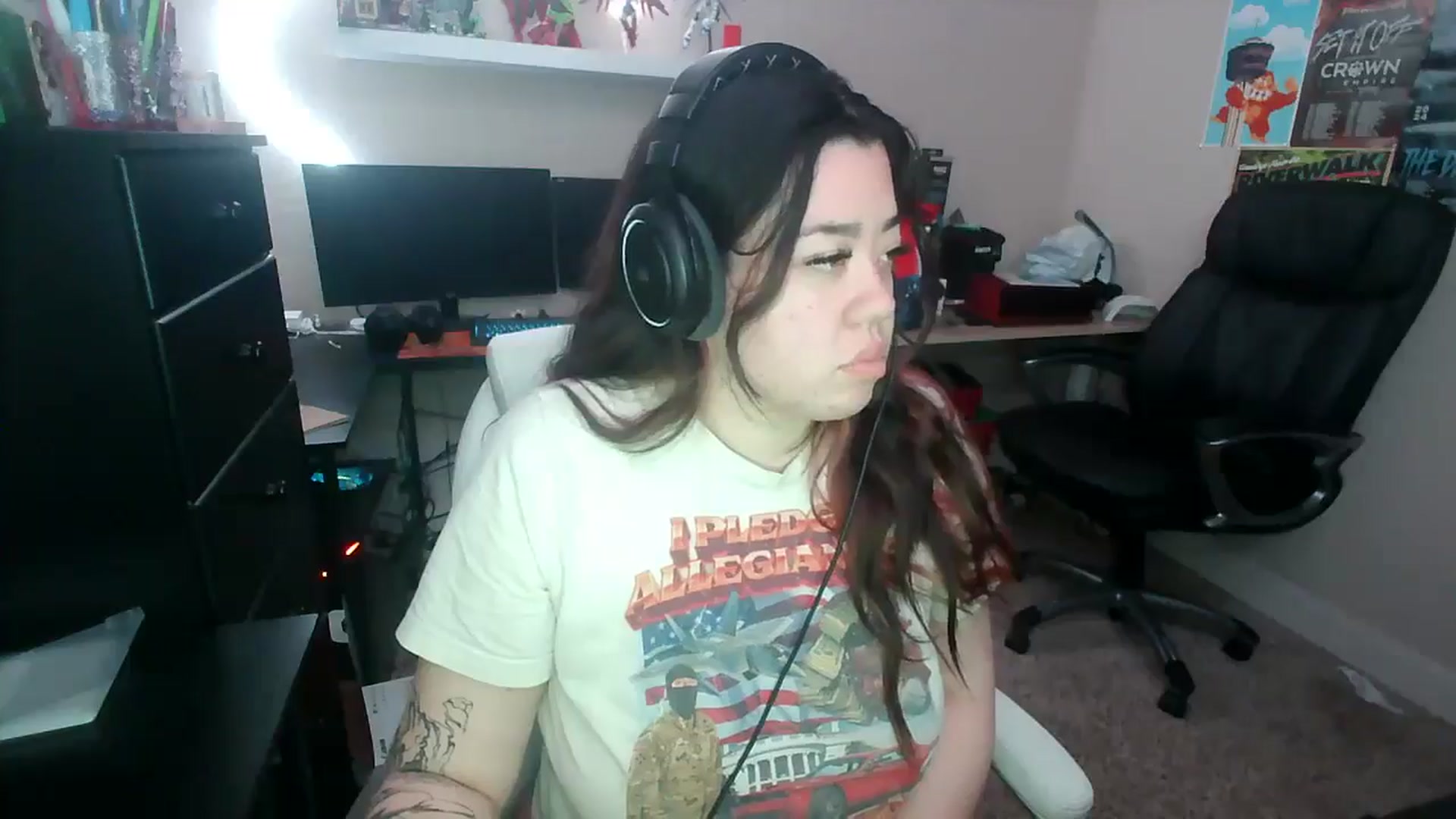 Gallery image thumbnail from gamergoddess7's myfreecams stream on, 12/07/2024, 15:48 image 7 of 20