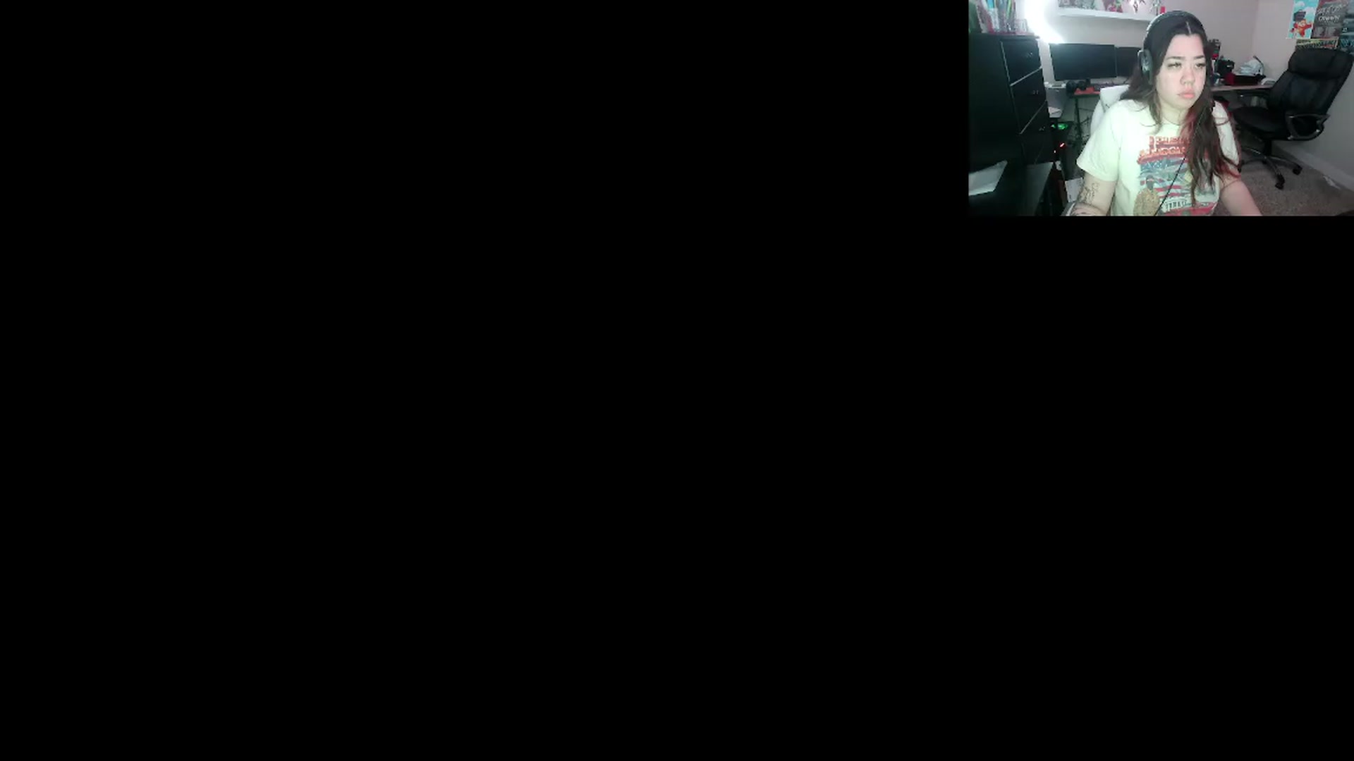 Gallery image thumbnail from gamergoddess7's myfreecams stream on, 12/07/2024, 17:25 image 1 of 20