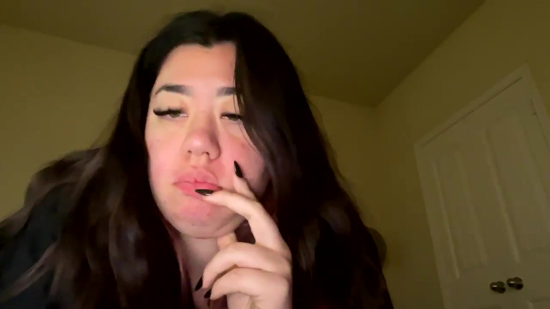 Gallery image thumbnail from gamergoddess7's myfreecams stream on, 12/07/2024, 20:17 image 11 of 20