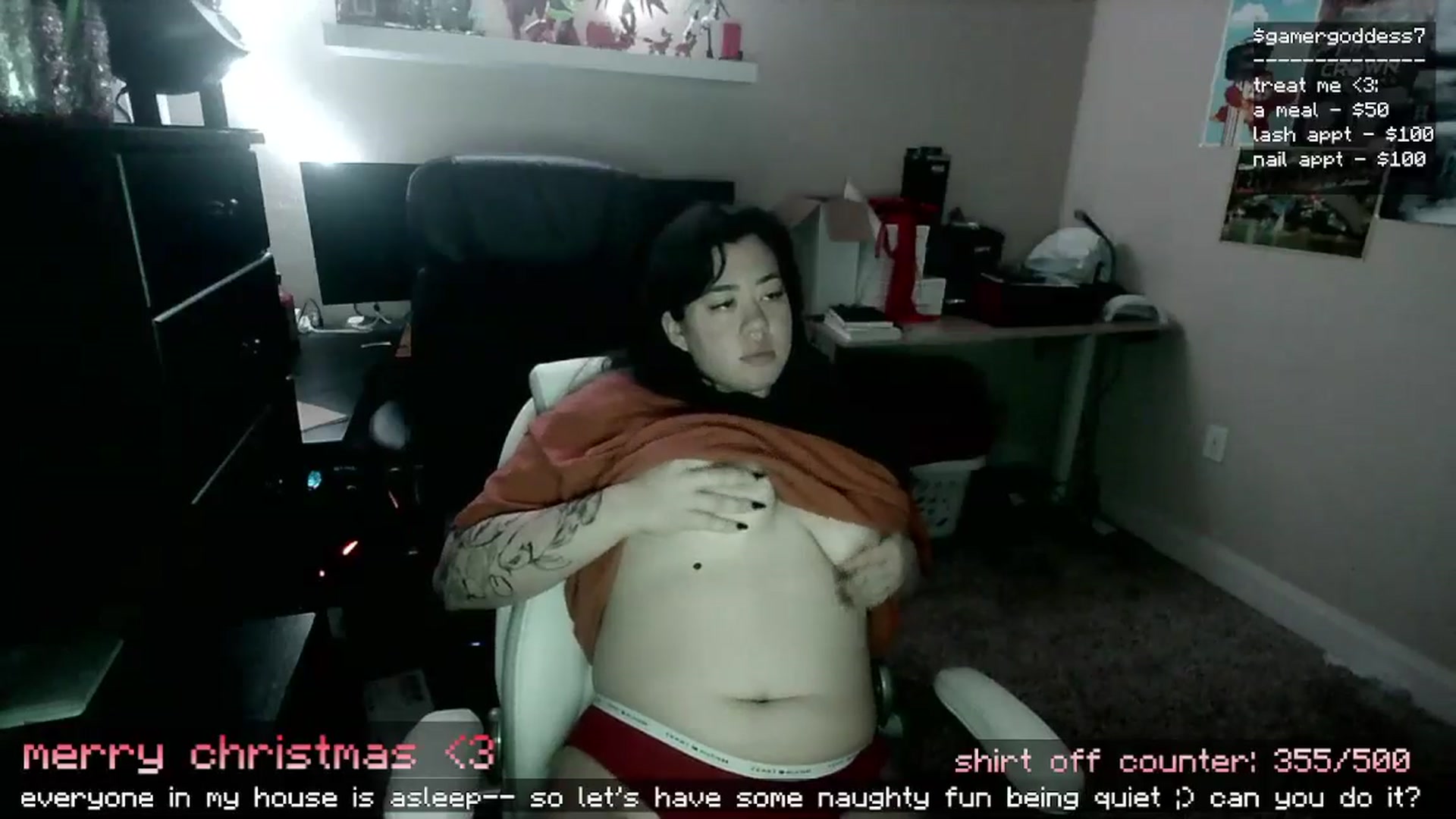 Gallery image thumbnail from gamergoddess7's myfreecams stream on, 12/26/2024, 12:19 image 11 of 20