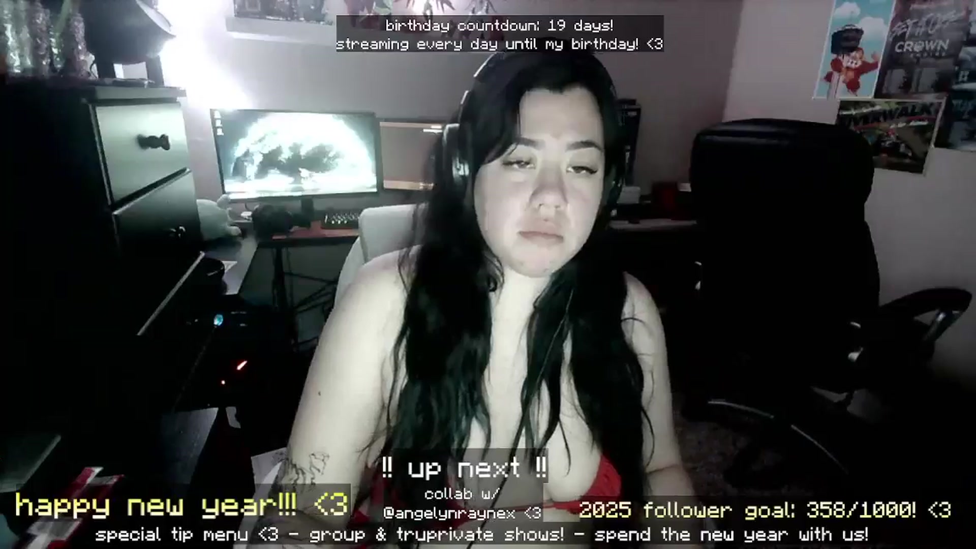 Gallery image thumbnail from gamergoddess7's myfreecams stream on, 01/01/2025, 24:11 image 14 of 20
