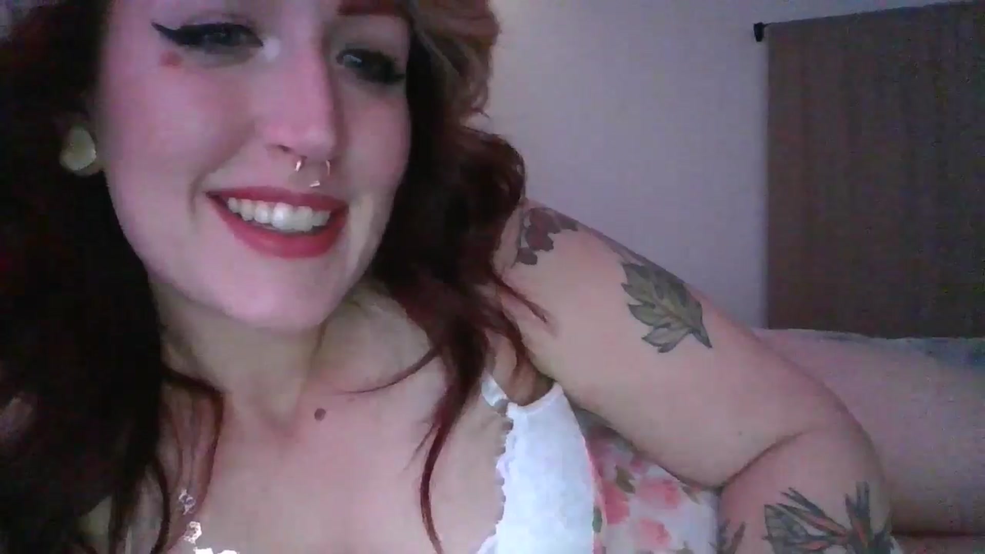 Gallery image thumbnail from ganjaqueen's myfreecams stream on, 02/02/2025, 10:55 image 6 of 20