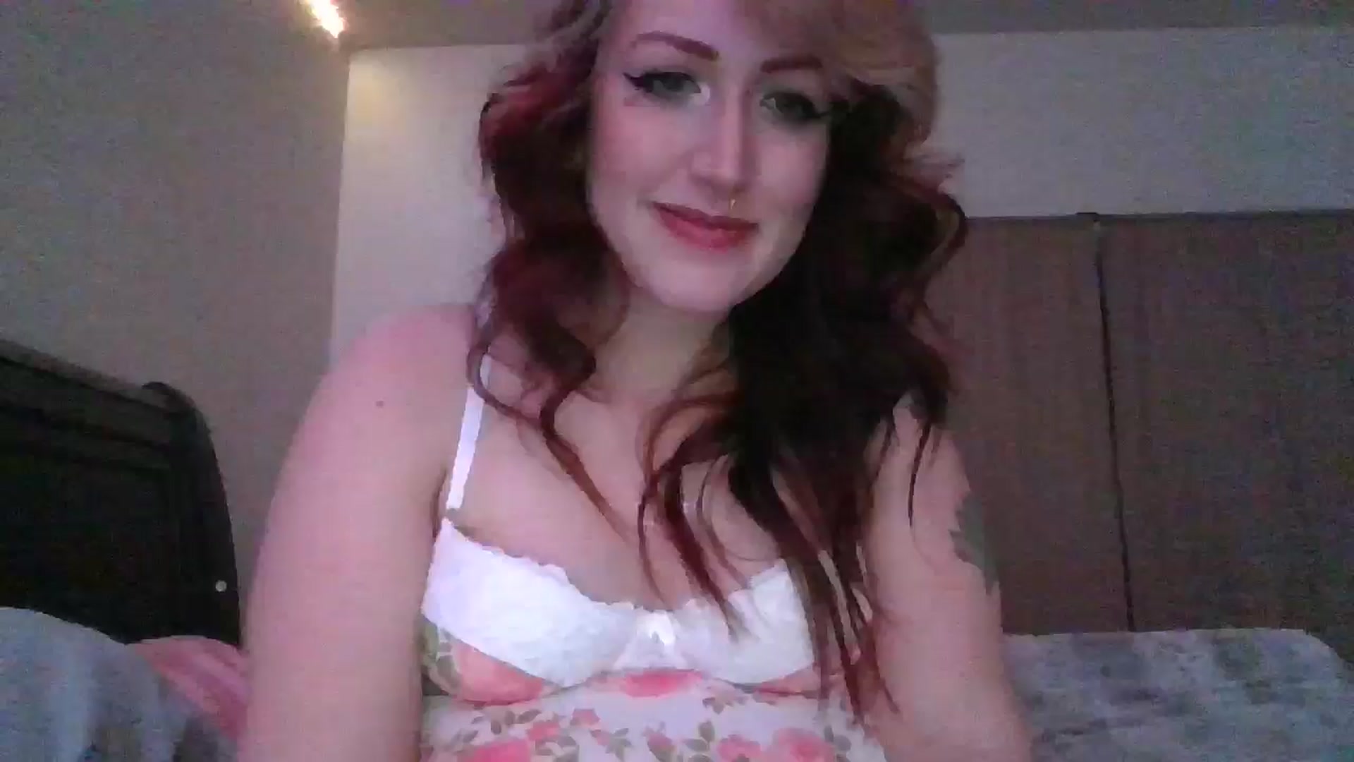 Gallery image thumbnail from ganjaqueen's myfreecams stream on, 02/02/2025, 13:33 image 13 of 20