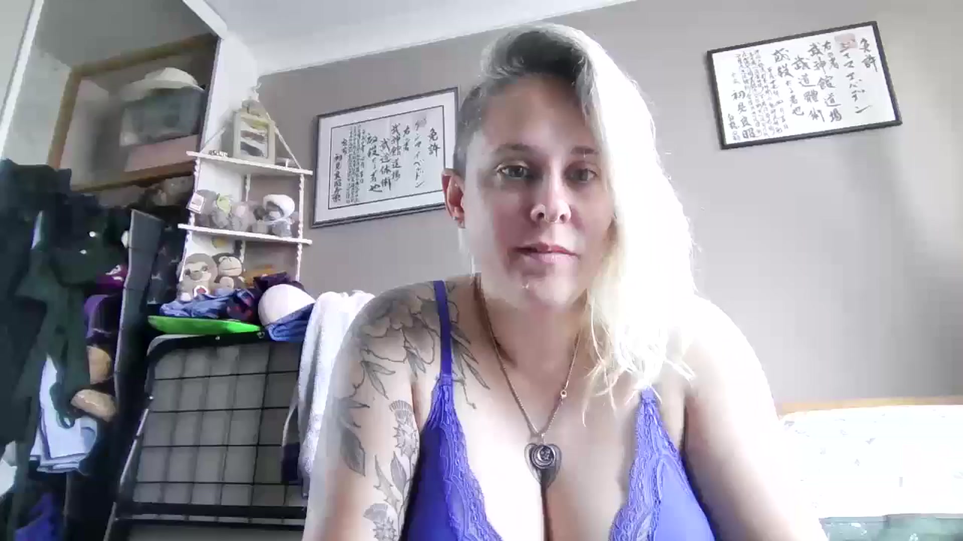 Gallery image thumbnail from geegwedge1's myfreecams stream on, 06/08/2025, 07:59 image 11 of 20
