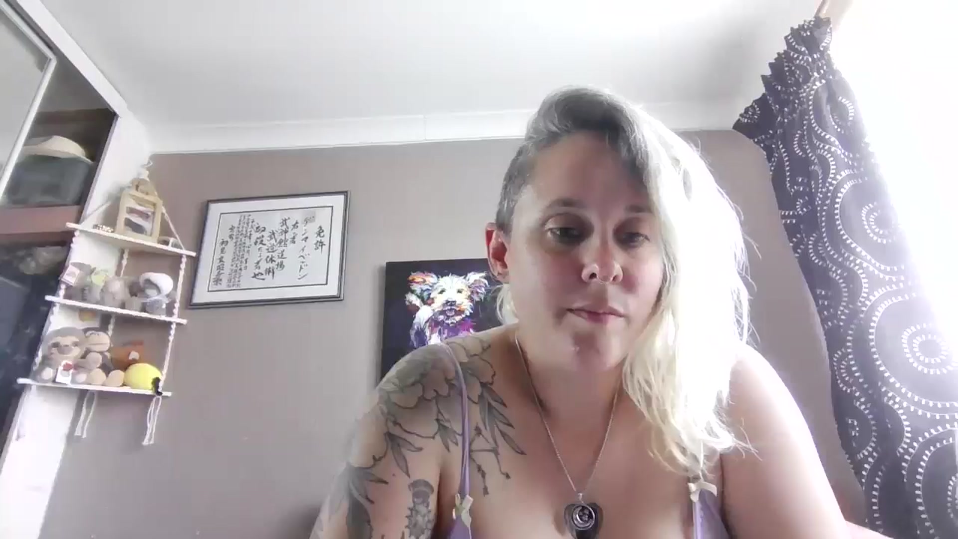 Gallery image thumbnail from geegwedge1's myfreecams stream on, 06/13/2025, 10:32 image 13 of 20