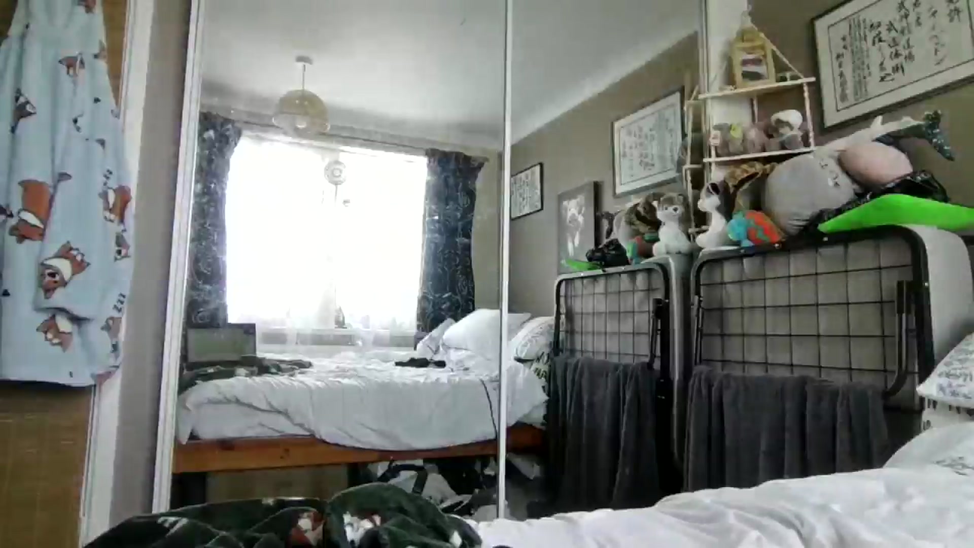 Gallery image thumbnail from geegwedge1's myfreecams stream on, 06/17/2025, 12:15 image 14 of 20