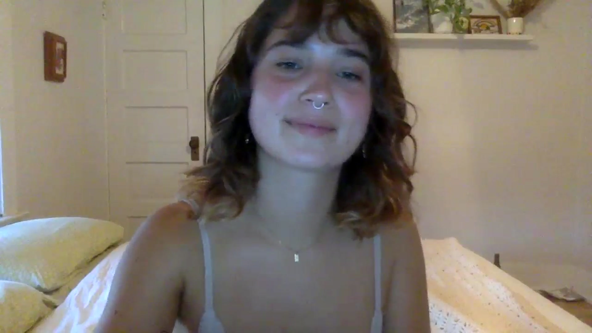 Gallery image thumbnail from gentlylo's myfreecams stream on, 07/26/2023, 02:41 image 17 of 20