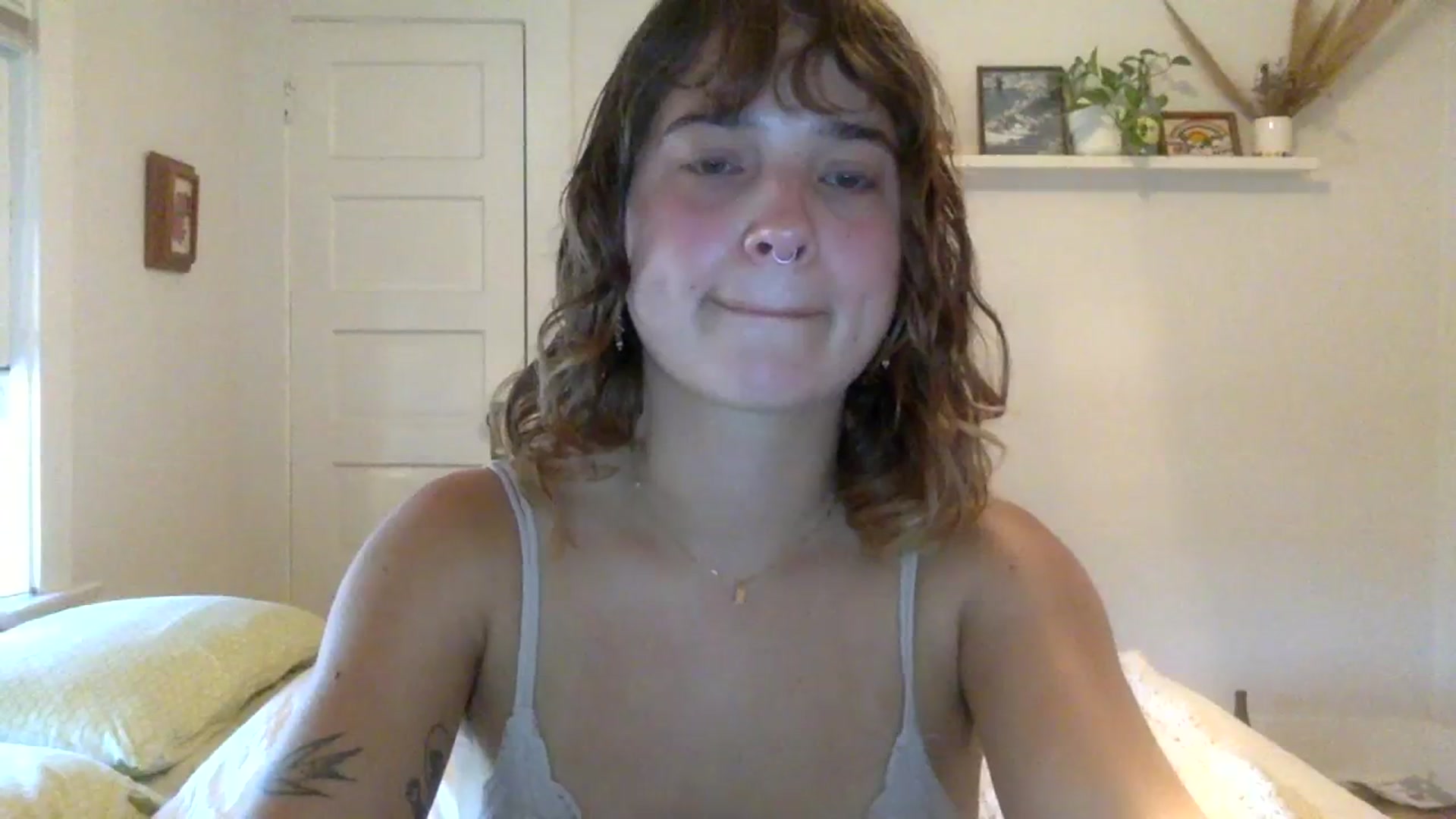 Gallery image thumbnail from gentlylo's myfreecams stream on, 07/26/2023, 02:41 image 5 of 20