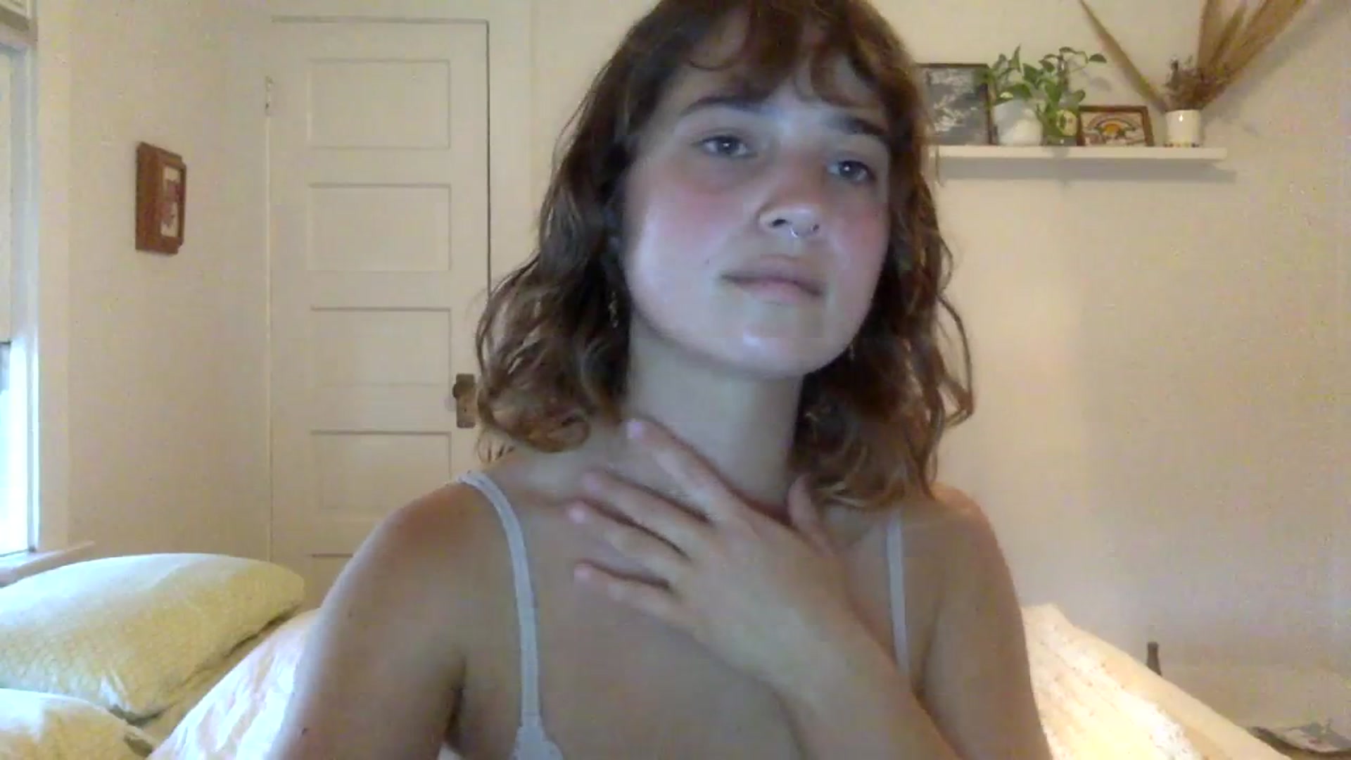 Gallery image thumbnail from gentlylo's myfreecams stream on, 07/26/2023, 02:41 image 12 of 20