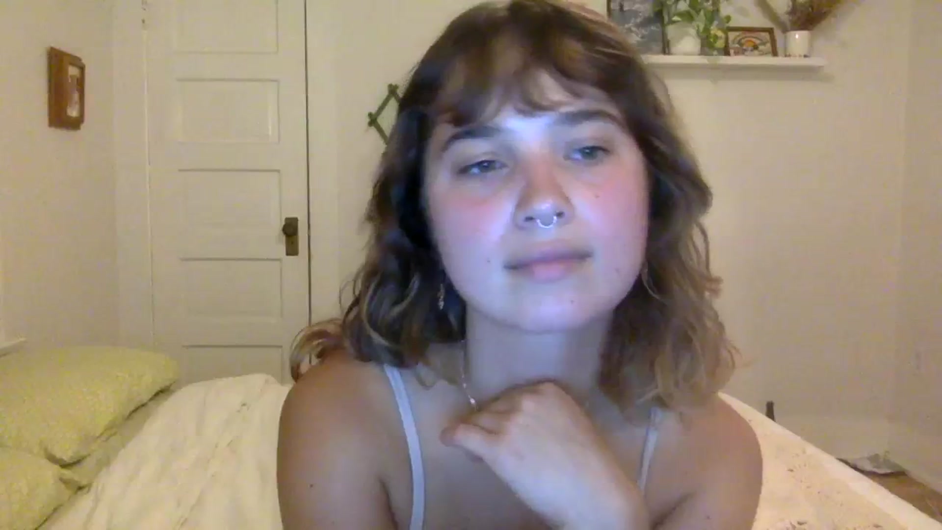 Gallery image thumbnail from gentlylo's myfreecams stream on, 07/26/2023, 03:25 image 17 of 20