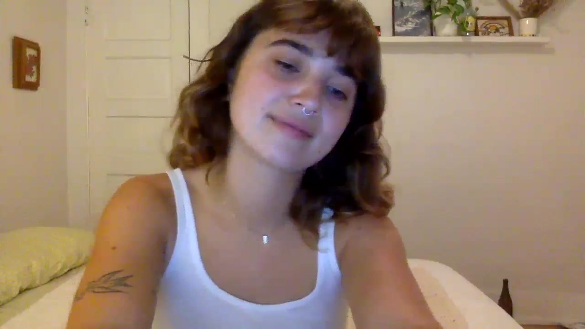 Gallery image thumbnail from gentlylo's myfreecams stream on, 07/29/2023, 06:48 image 12 of 20