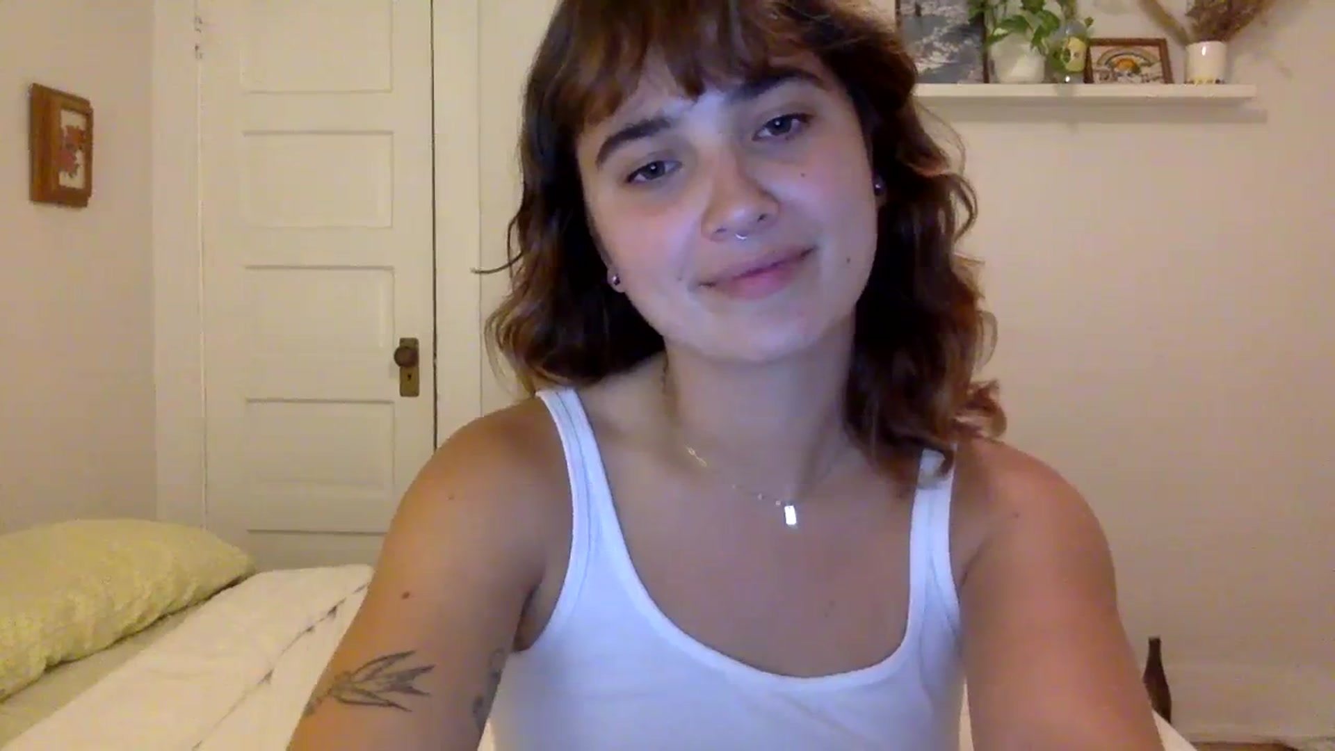 Gallery image thumbnail from gentlylo's myfreecams stream on, 07/29/2023, 06:48 image 11 of 20