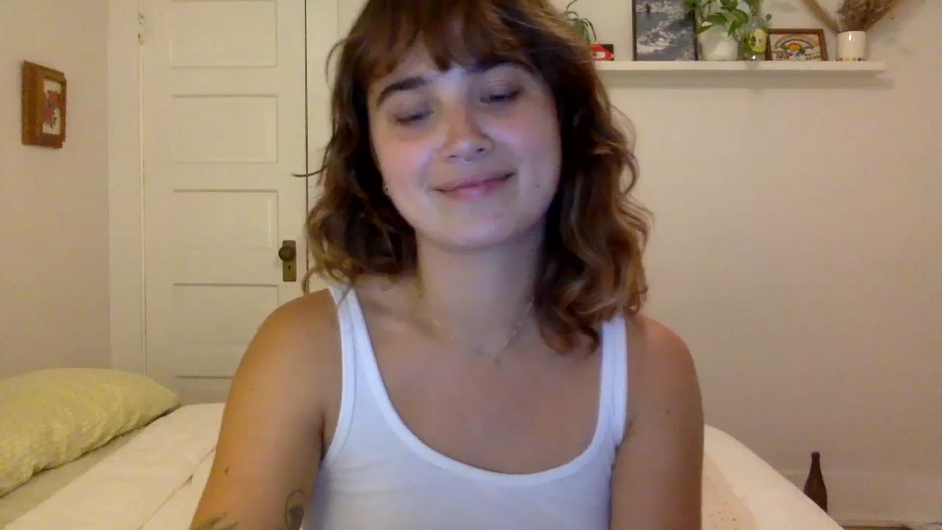 Gallery image thumbnail from gentlylo's myfreecams stream on, 07/29/2023, 06:48 image 15 of 20