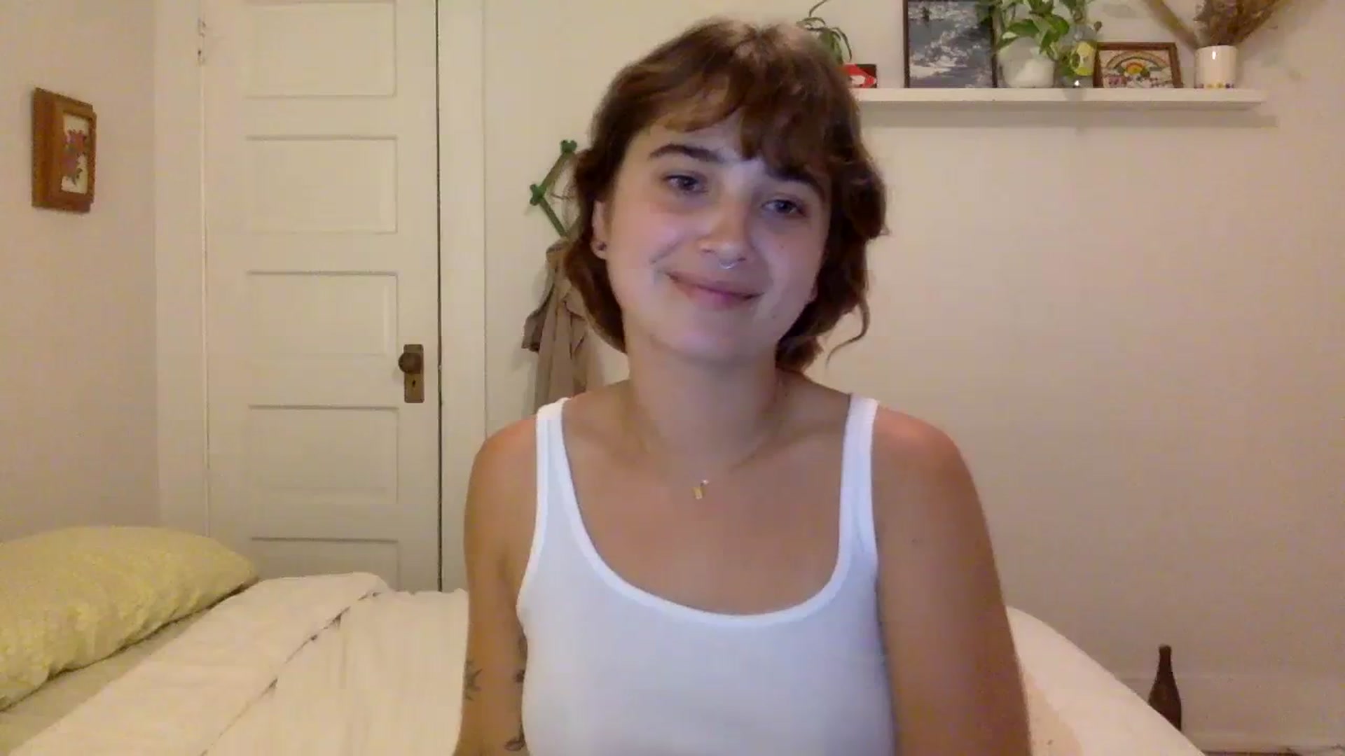 Gallery image thumbnail from gentlylo's myfreecams stream on, 07/29/2023, 06:48 image 19 of 20
