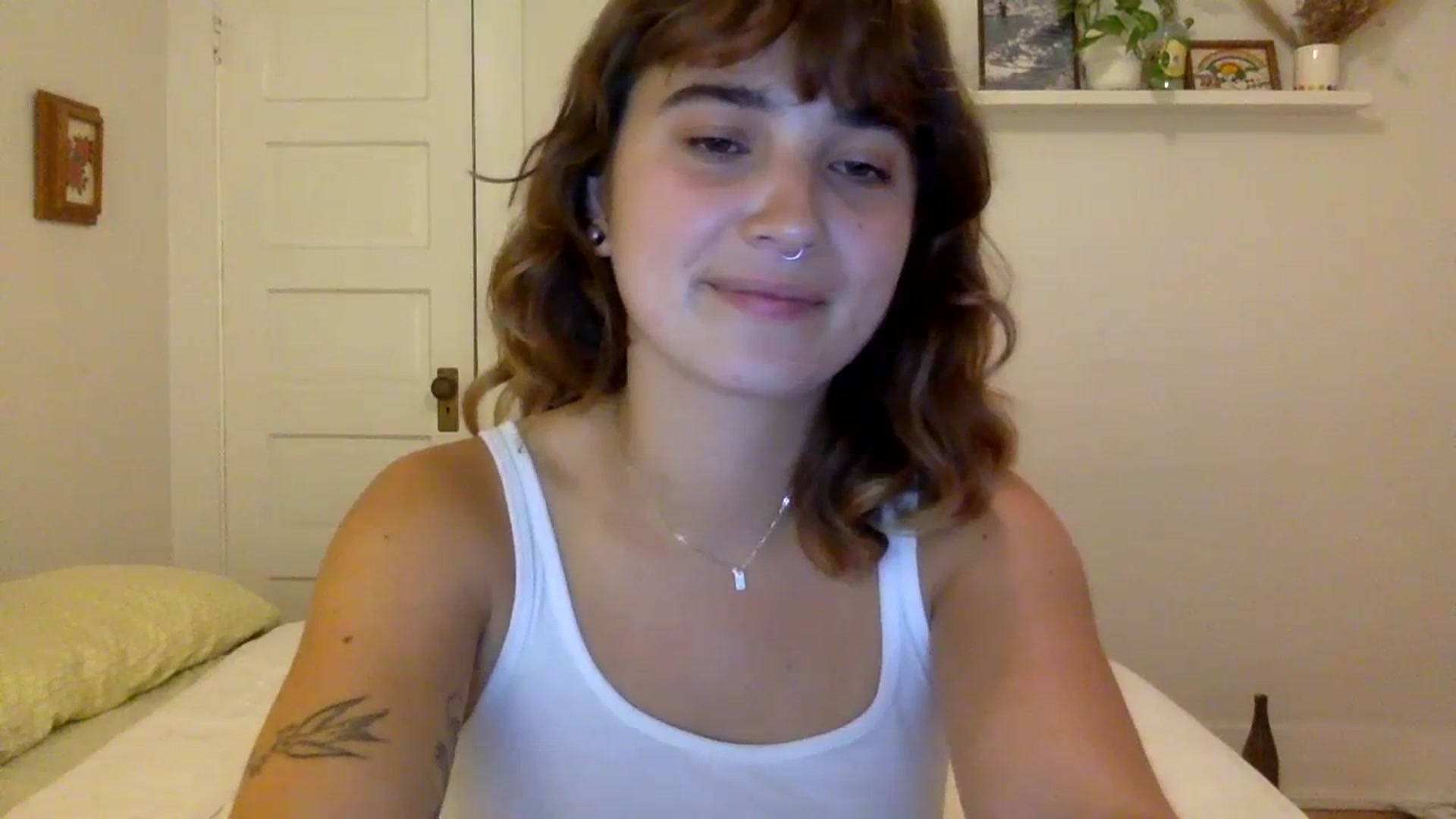 Gallery image thumbnail from gentlylo's myfreecams stream on, 07/29/2023, 06:48 image 14 of 20