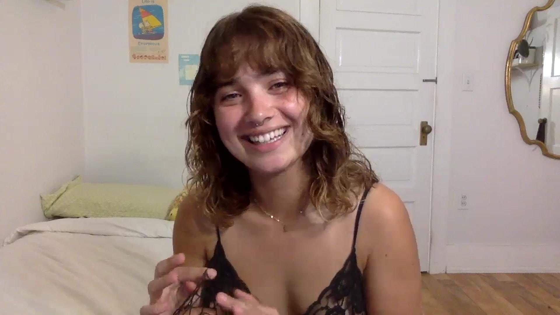 Gallery image thumbnail from gentlylo's myfreecams stream on, 09/08/2023, 02:44 image 19 of 20