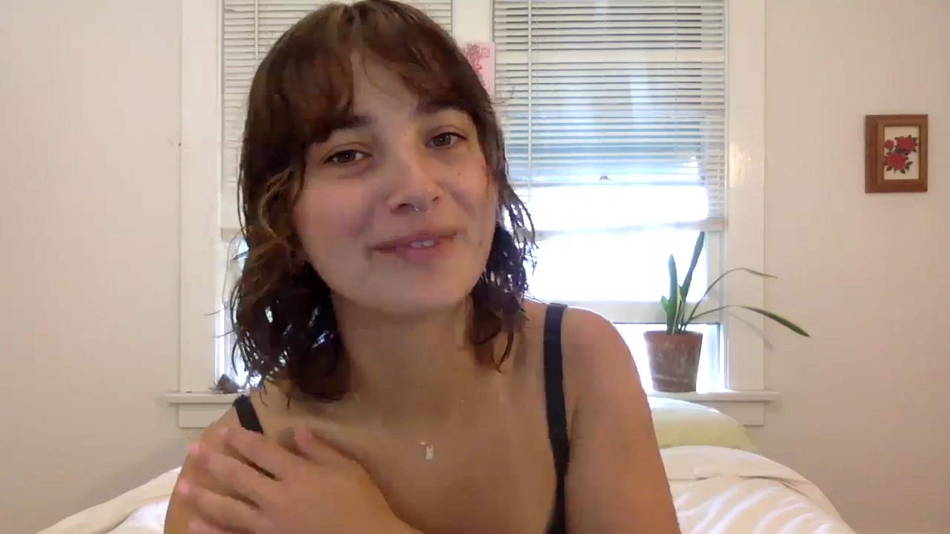 Gallery image thumbnail from gentlylo's myfreecams stream on, 10/10/2023, 16:54 image 3 of 20