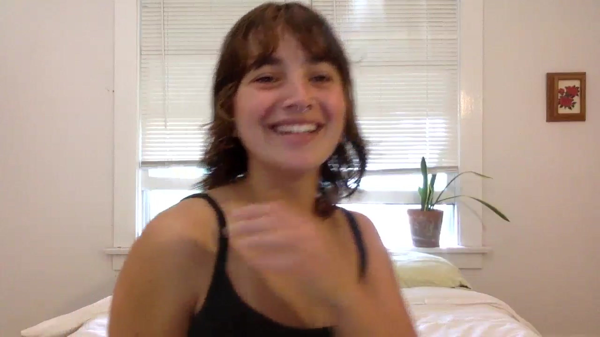 Gallery image thumbnail from gentlylo's myfreecams stream on, 10/10/2023, 16:54 image 8 of 20