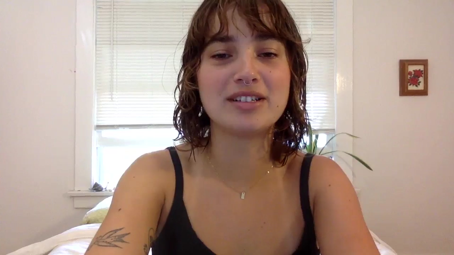 Gallery image thumbnail from gentlylo's myfreecams stream on, 10/10/2023, 16:54 image 10 of 20