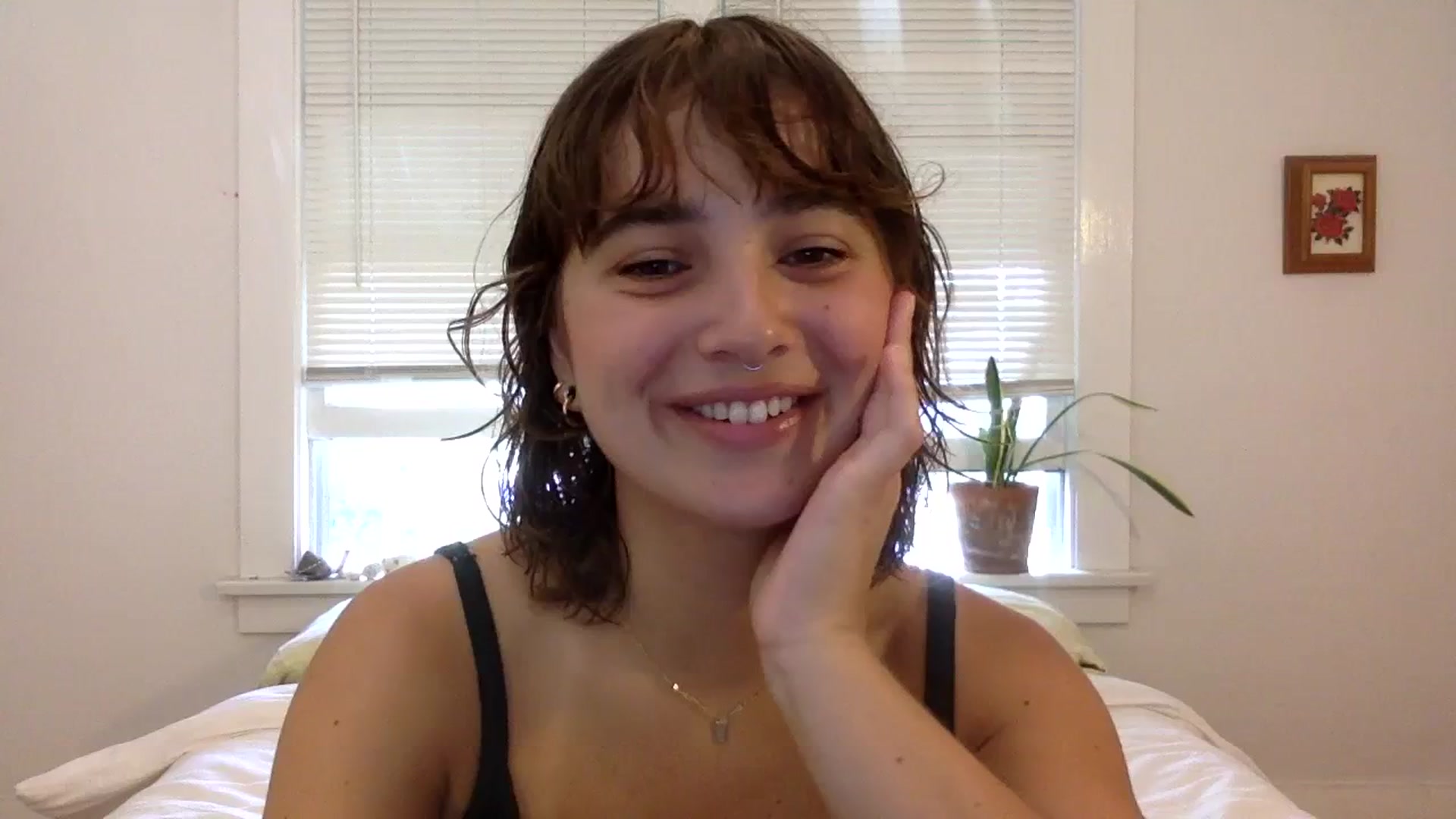 Gallery image thumbnail from gentlylo's myfreecams stream on, 10/10/2023, 16:54 image 13 of 20