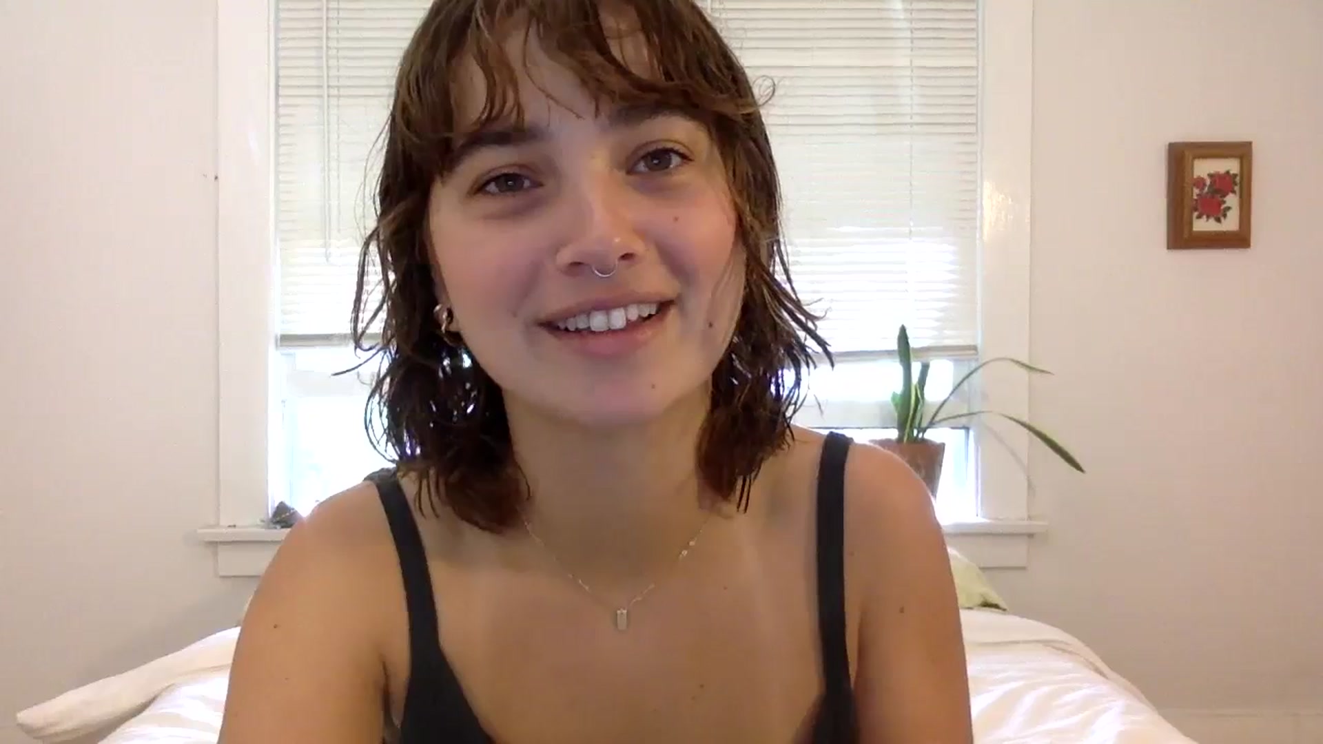 Gallery image thumbnail from gentlylo's myfreecams stream on, 10/10/2023, 16:54 image 18 of 20