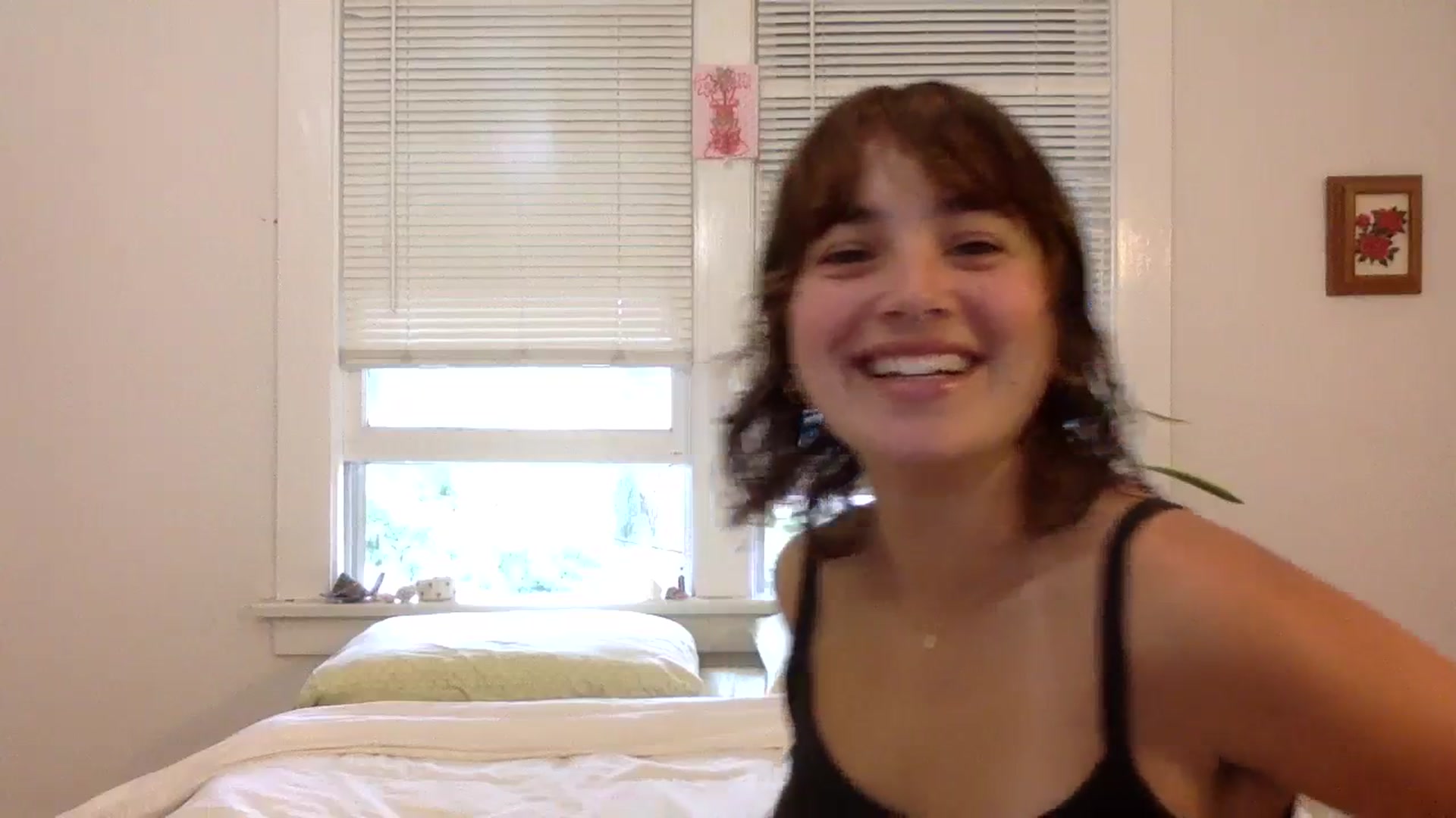 Gallery image thumbnail from gentlylo's myfreecams stream on, 10/10/2023, 16:54 image 2 of 20