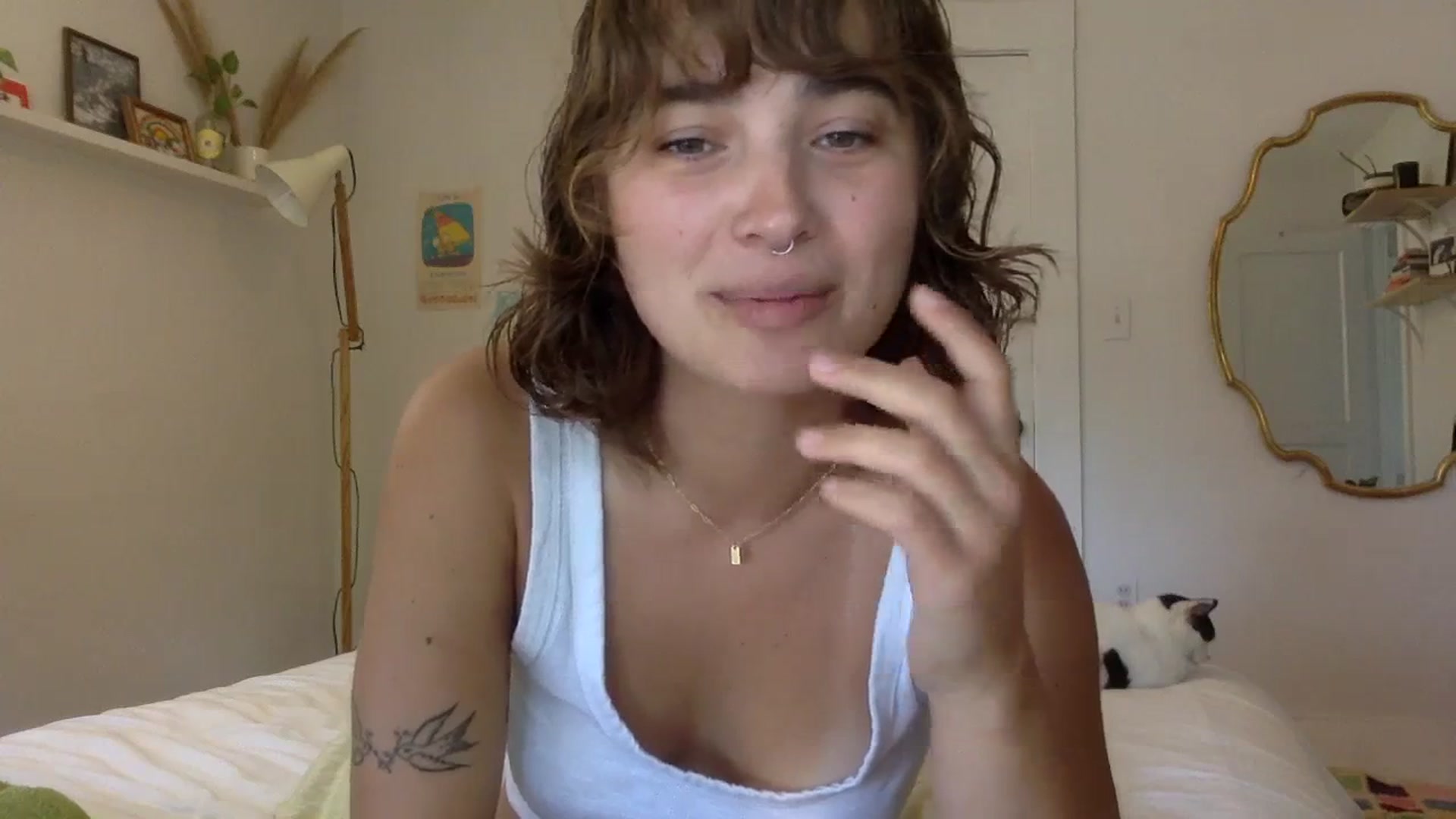 Gallery image thumbnail from gentlylo's myfreecams stream on, 10/12/2023, 17:46 image 19 of 20