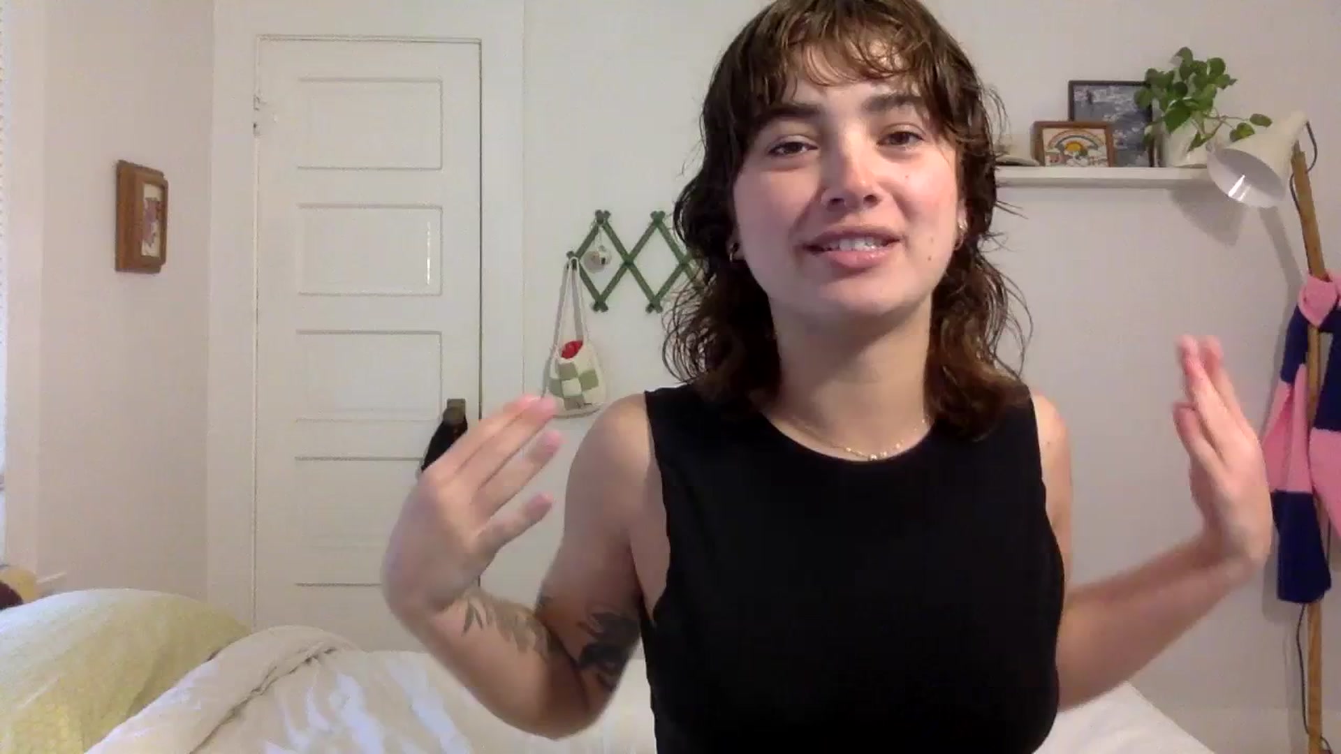 Gallery image thumbnail from gentlylo's myfreecams stream on, 02/18/2024, 18:02 image 1 of 20