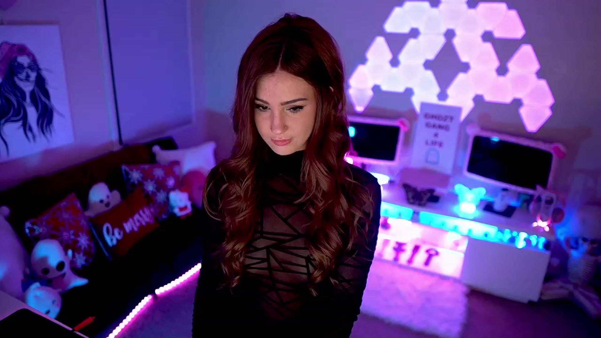 Gallery image thumbnail from ghoztgirl's myfreecams stream on, 01/01/2023, 11:14 image 16 of 20