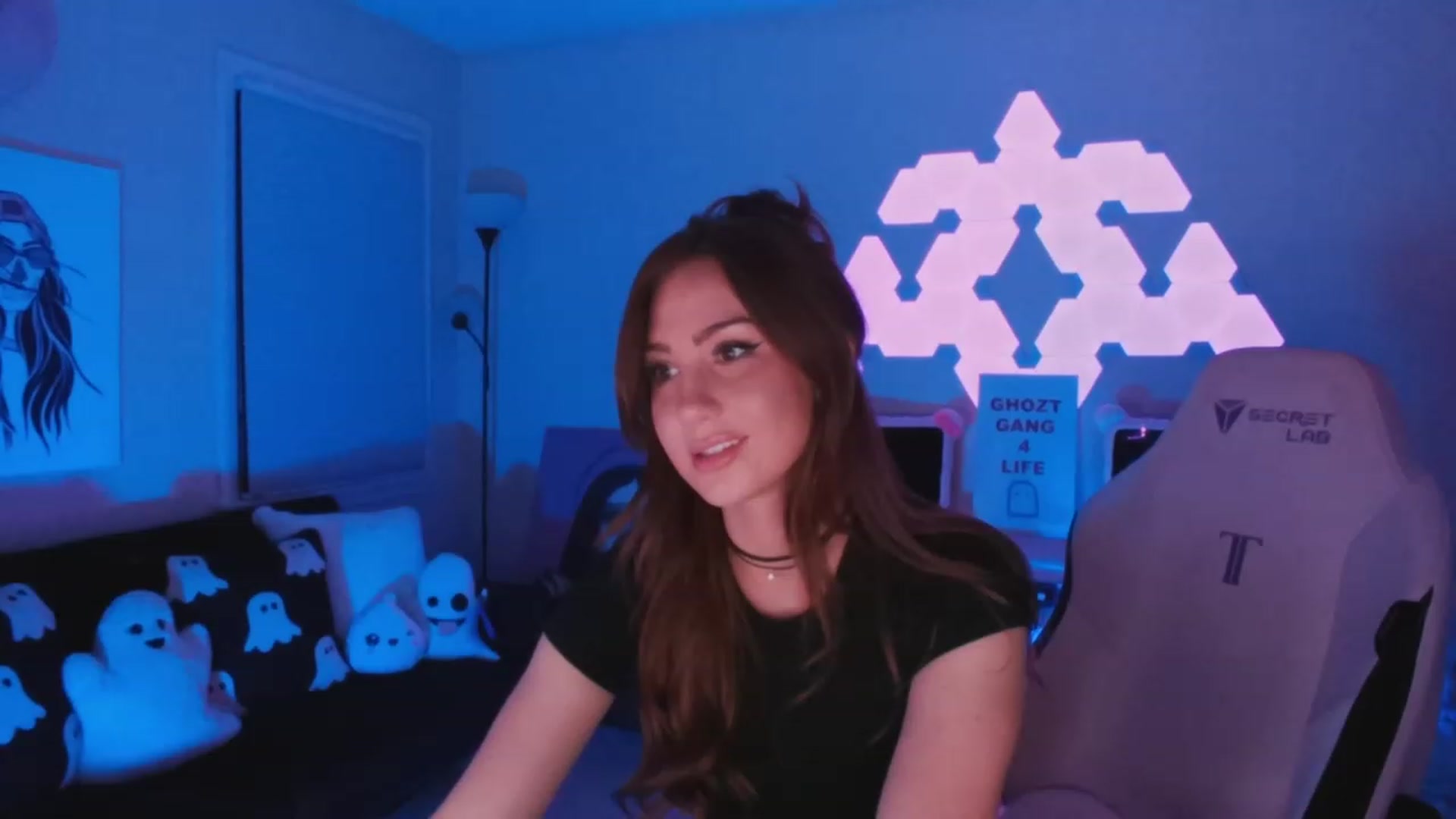 Gallery image thumbnail from ghoztgirl's myfreecams stream on, 07/15/2023, 08:28 image 11 of 20